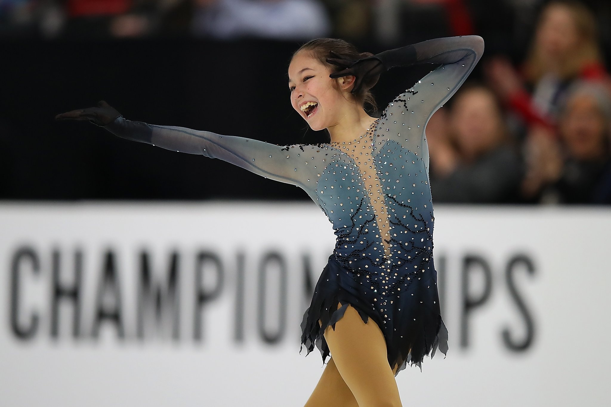 Alysa Liu, Richmond's champion skater, Competitive spirit, Unyielding determination, 2050x1370 HD Desktop