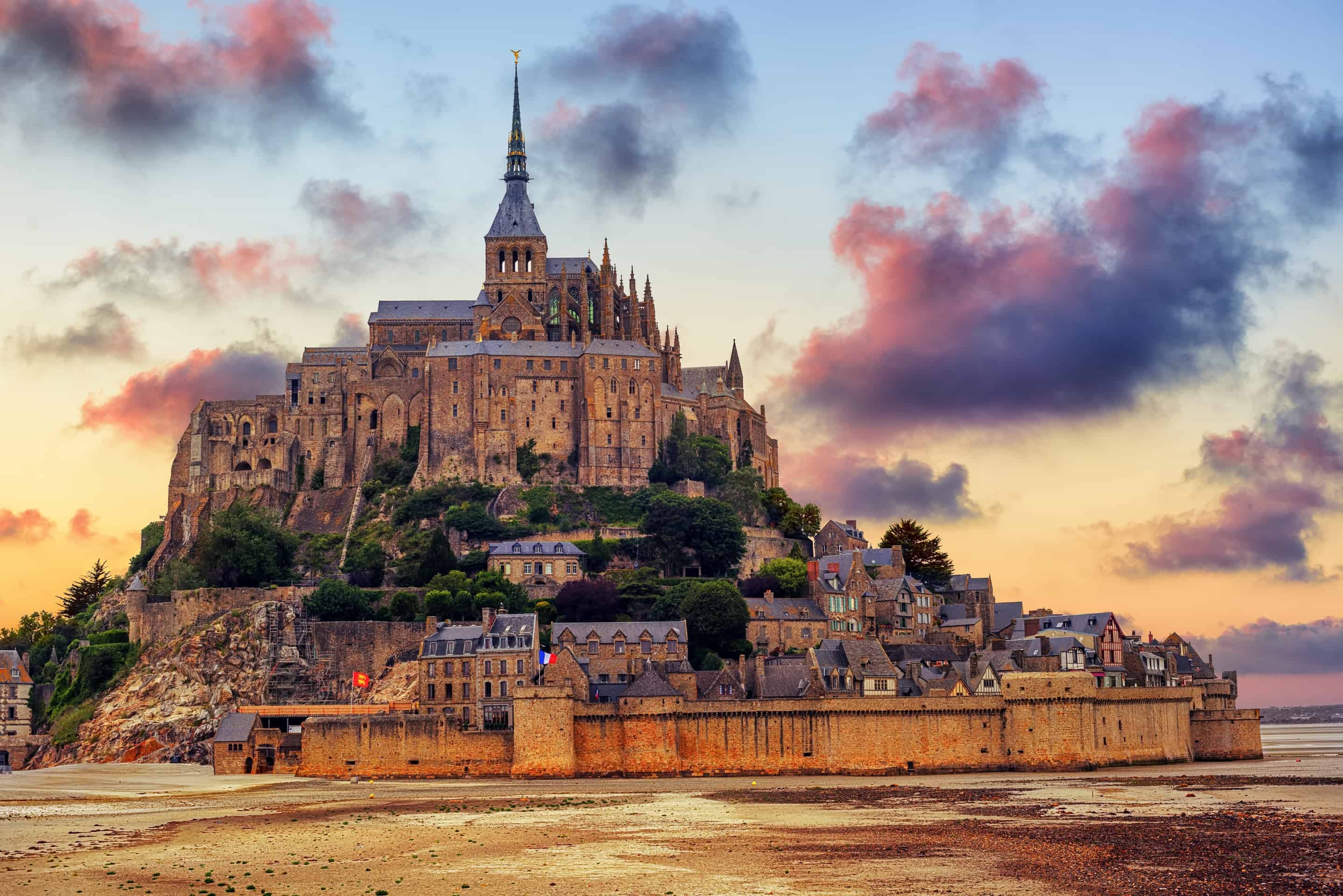 Mont St. Michel, Definitive guide, Senior travelers, Odyssey traveler, 2880x1920 HD Desktop