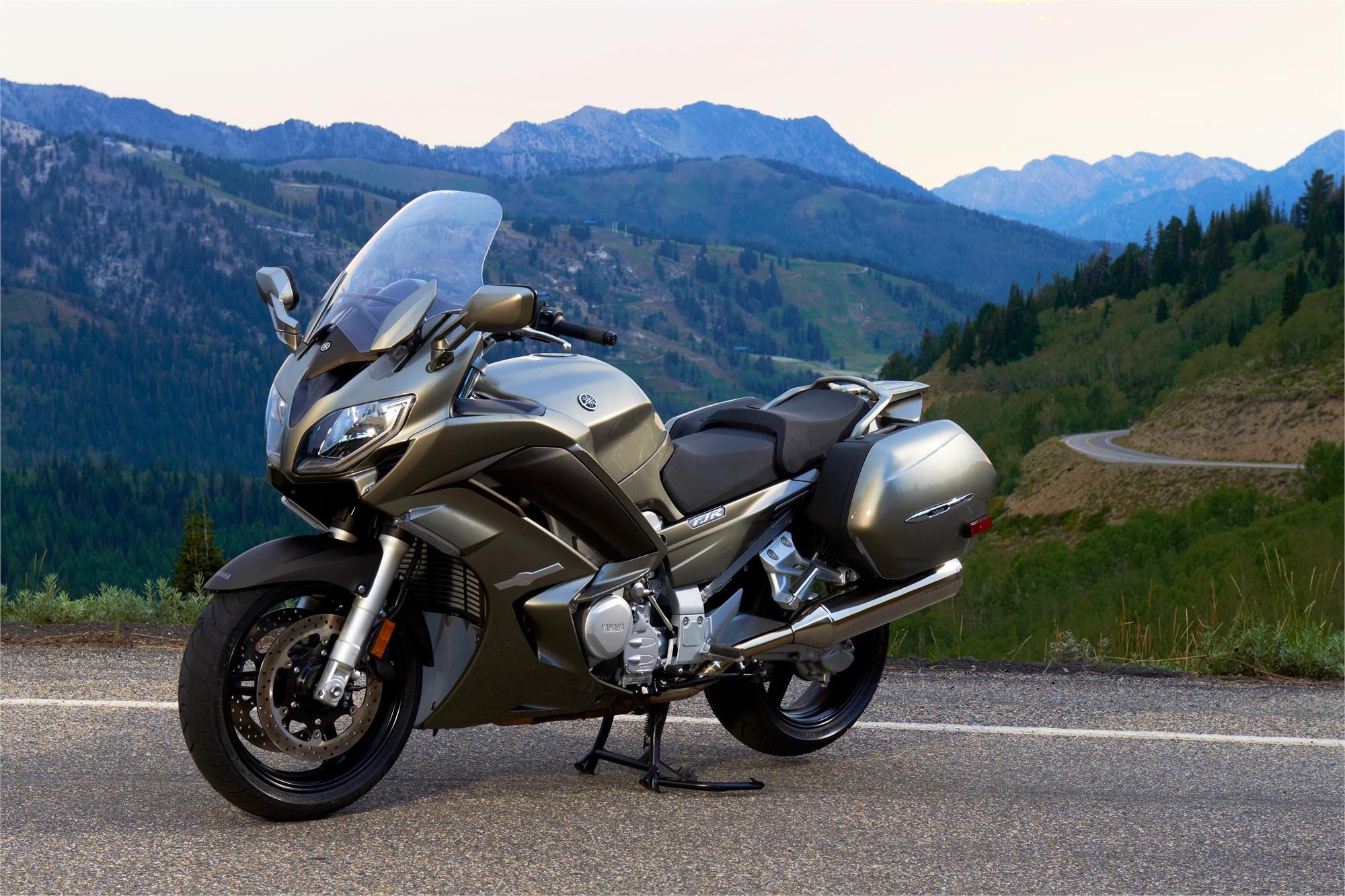 Yamaha FJR1300, Free download, Motorcycle images, High resolution, 2000x1340 HD Desktop