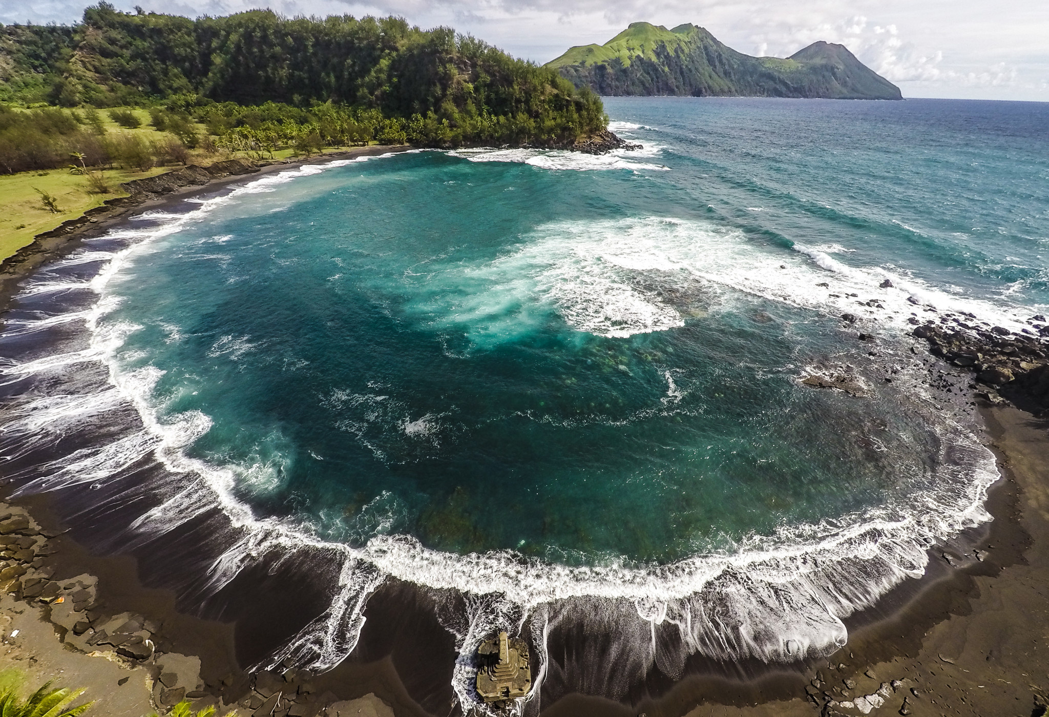 Pagan island, Northern Mariana, Oceania photo, Fanpop, 2050x1400 HD Desktop