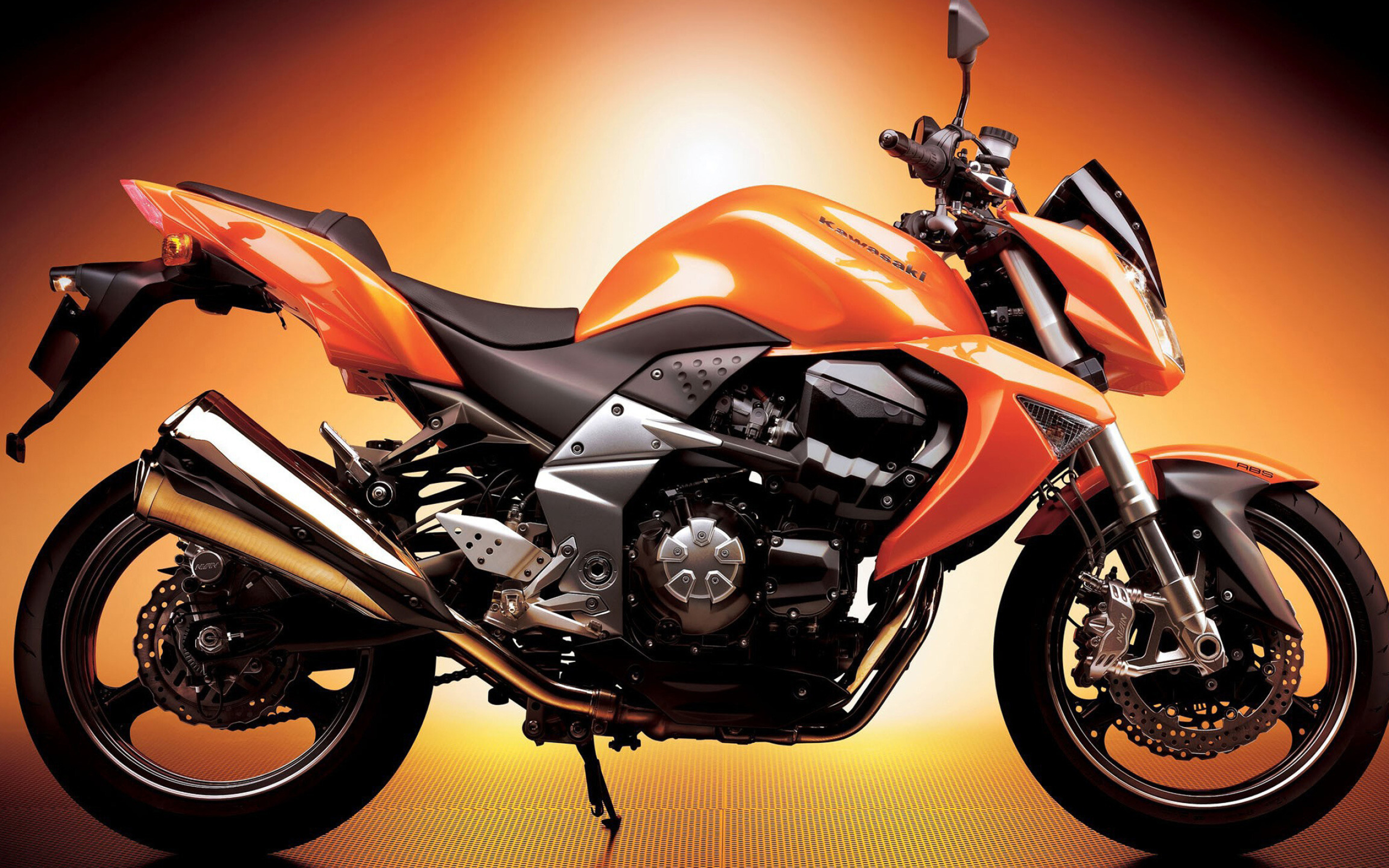 Kawasaki: Z1000, A four-cylinder motorcycle introduced in 2003. 2560x1600 HD Background.