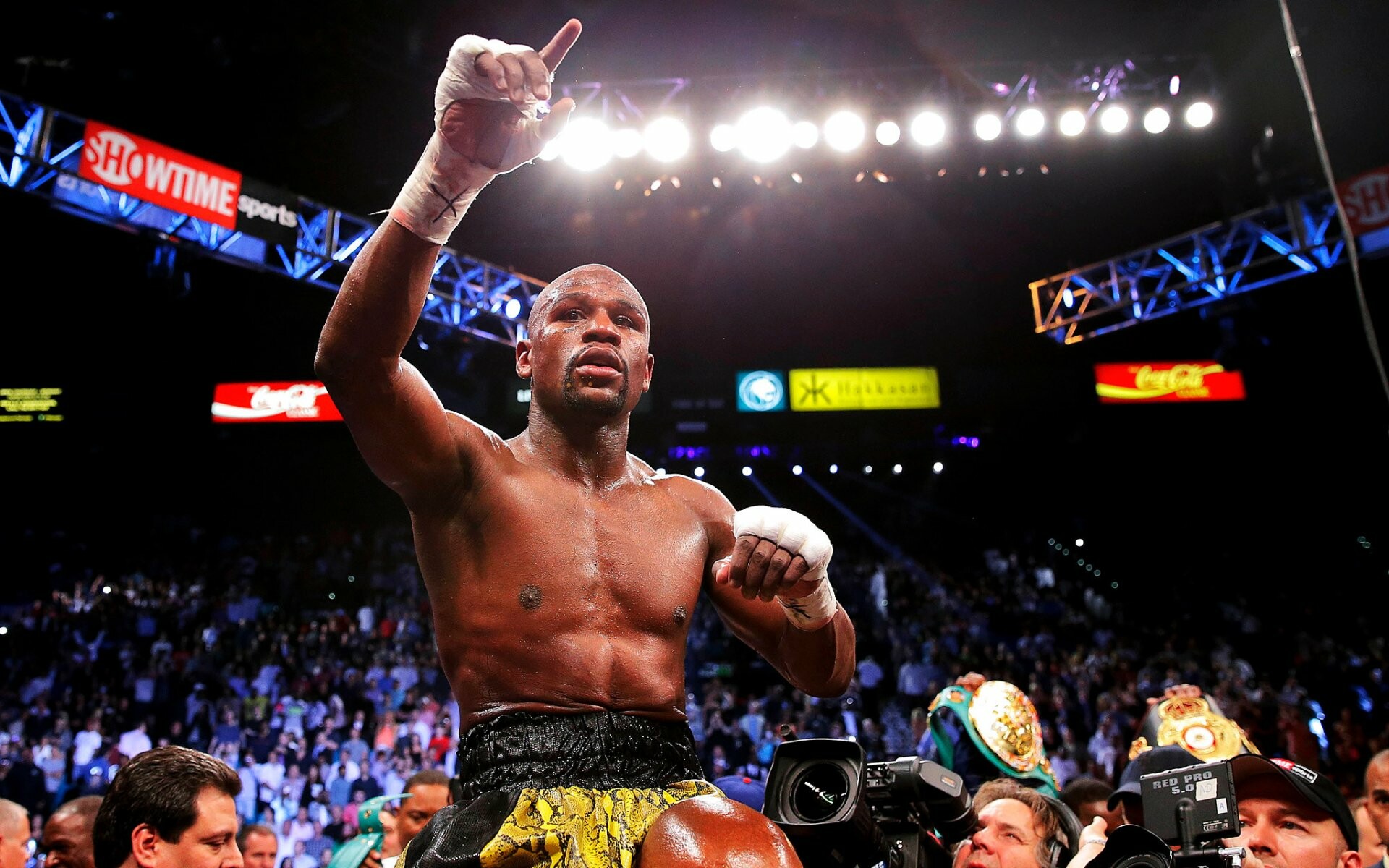 Floyd Mayweather: Widely considered the greatest boxer of his era. 1920x1200 HD Background.