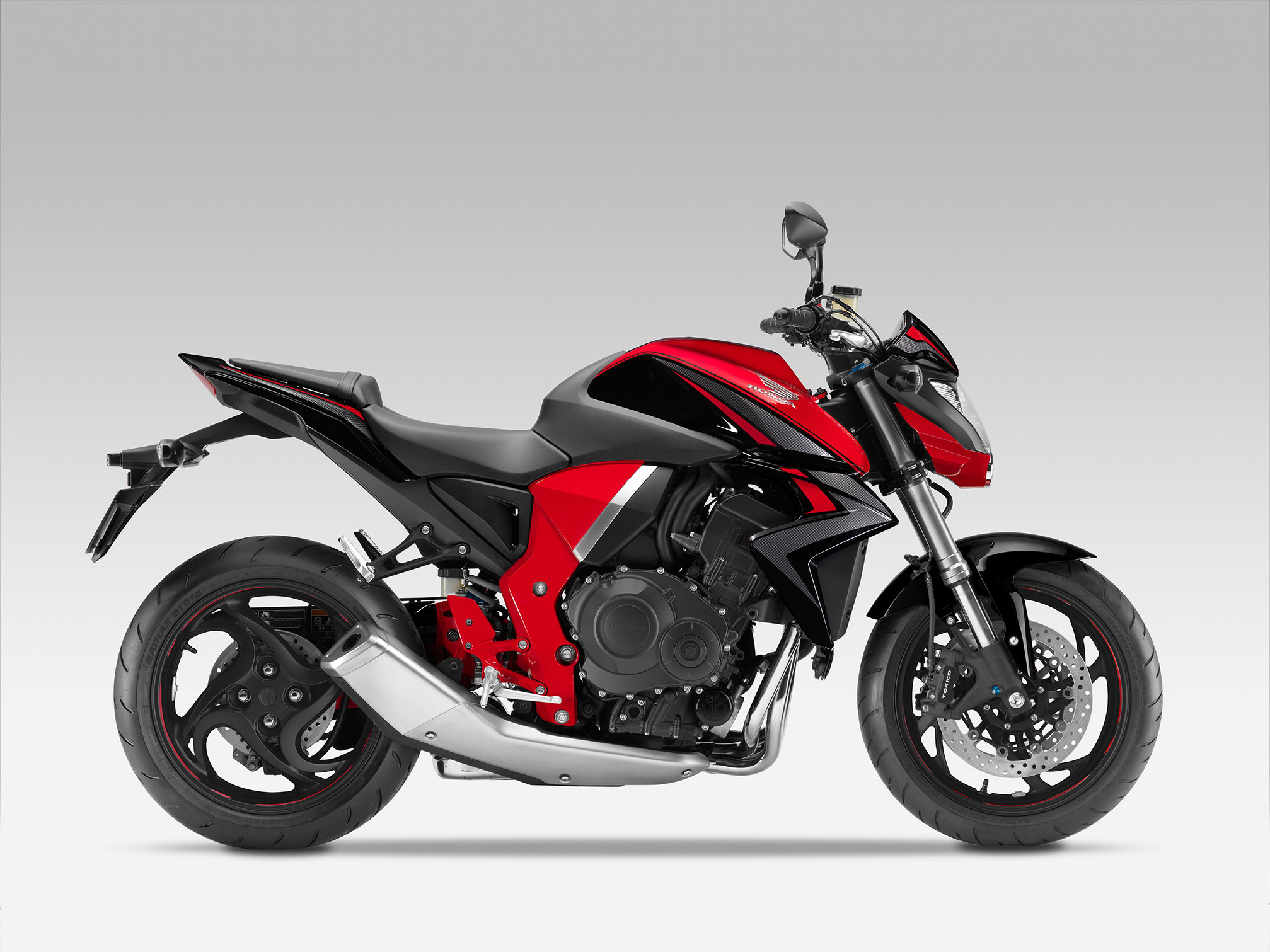 Honda CB1000R, Expert review, High-performance bike, Superior handling, 2020x1520 HD Desktop