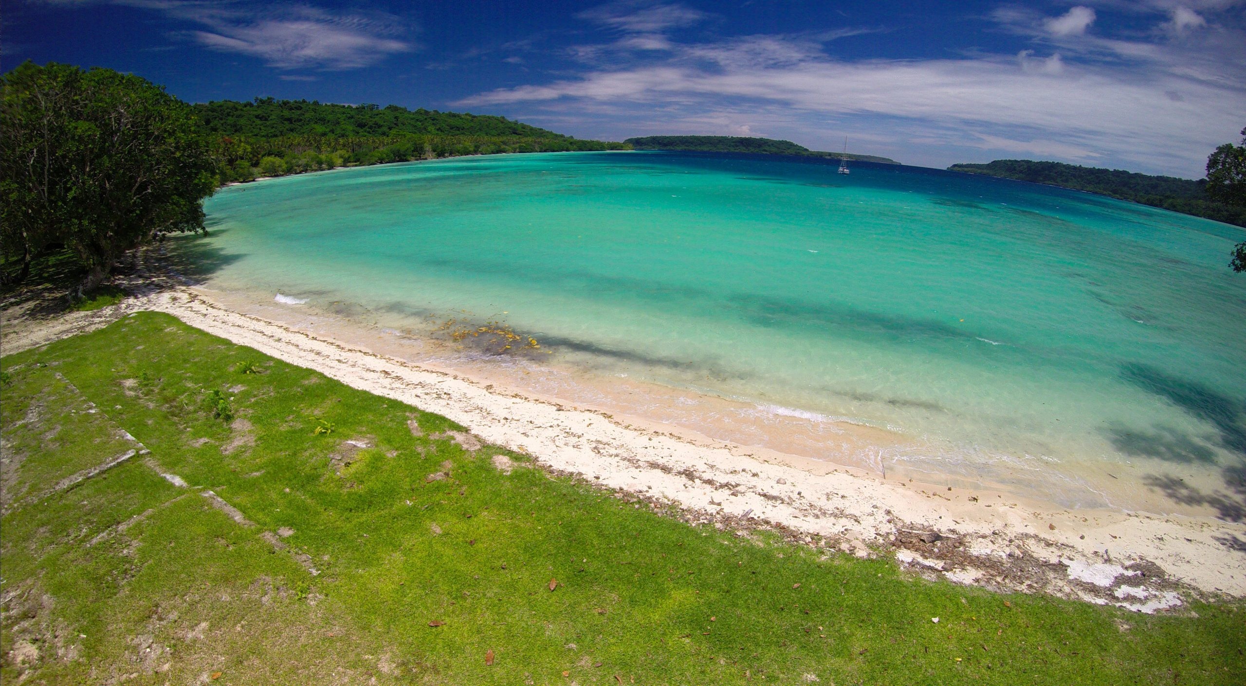 Velit Bay, Espiritu Santo, Vanuatu beach, Tropical escape, 2560x1420 HD Desktop