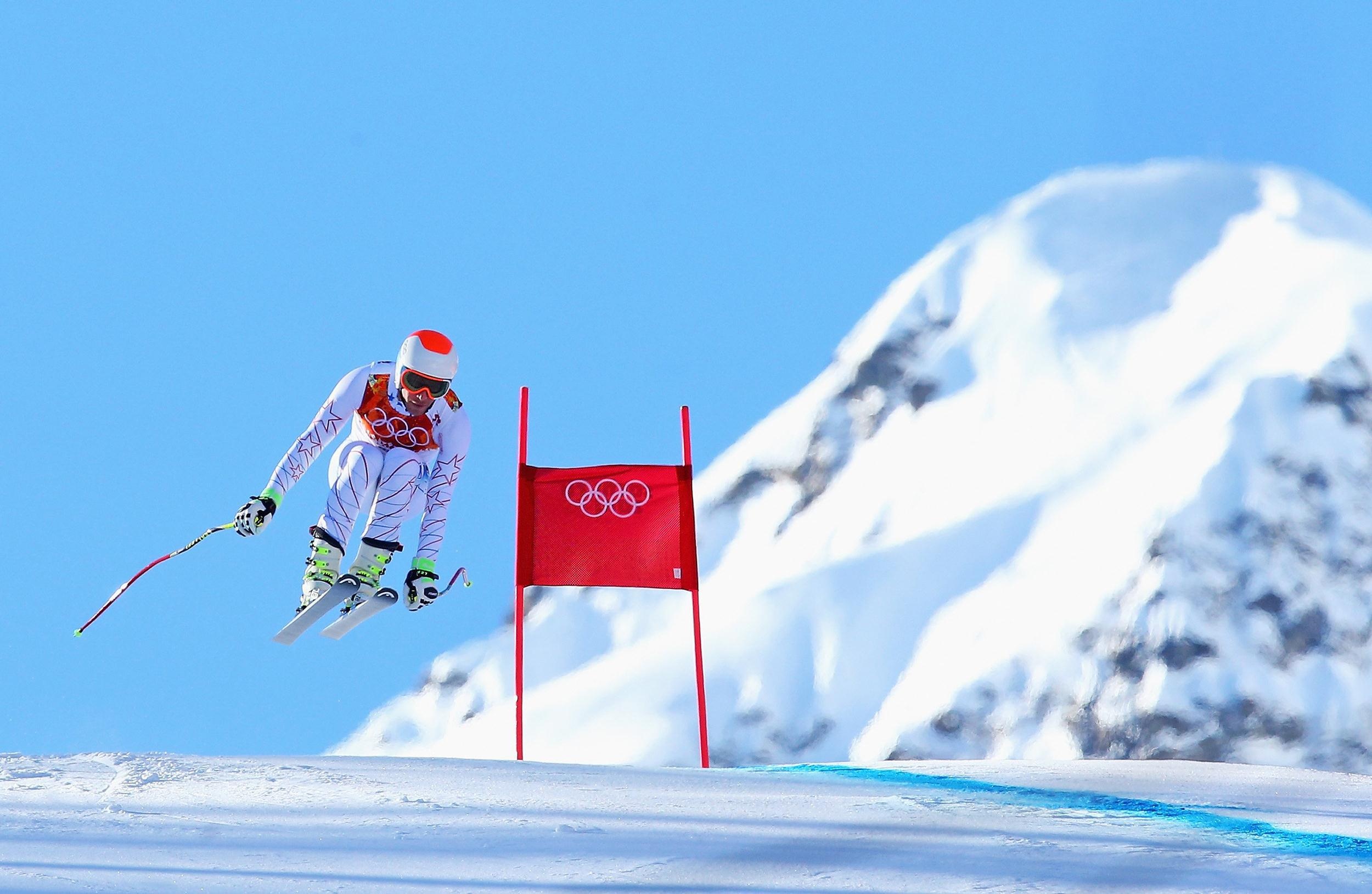 Alpine Skiing: Downhill in a zigzag between upright obstacles, Bode Miller, Sochi 2014 Olympic Winter Games. 2500x1630 HD Background.