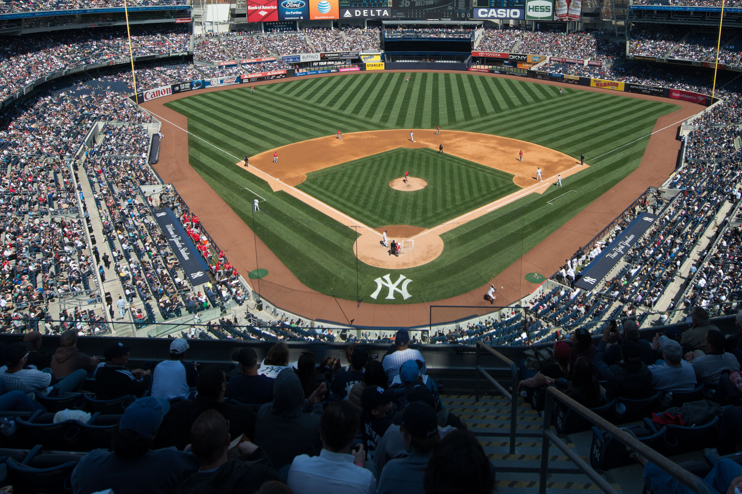Yankee Stadium, Concession stands, Food safety, MLB findings, Contamination report, 2560x1710 HD Desktop