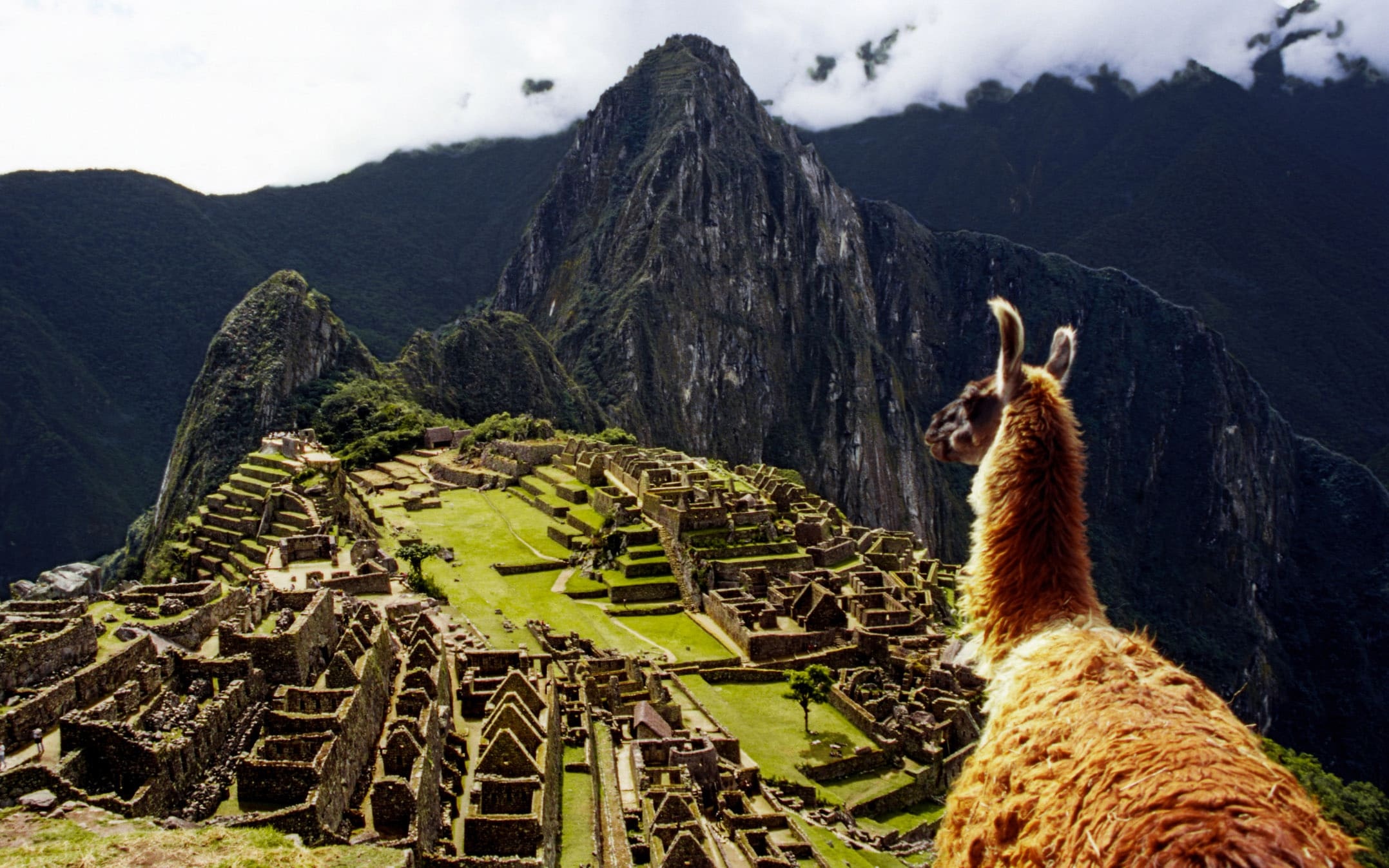 Peruvian Andes, Travel destination, Family fun at Machu Picchu, Mariella Frostrup, 2160x1350 HD Desktop