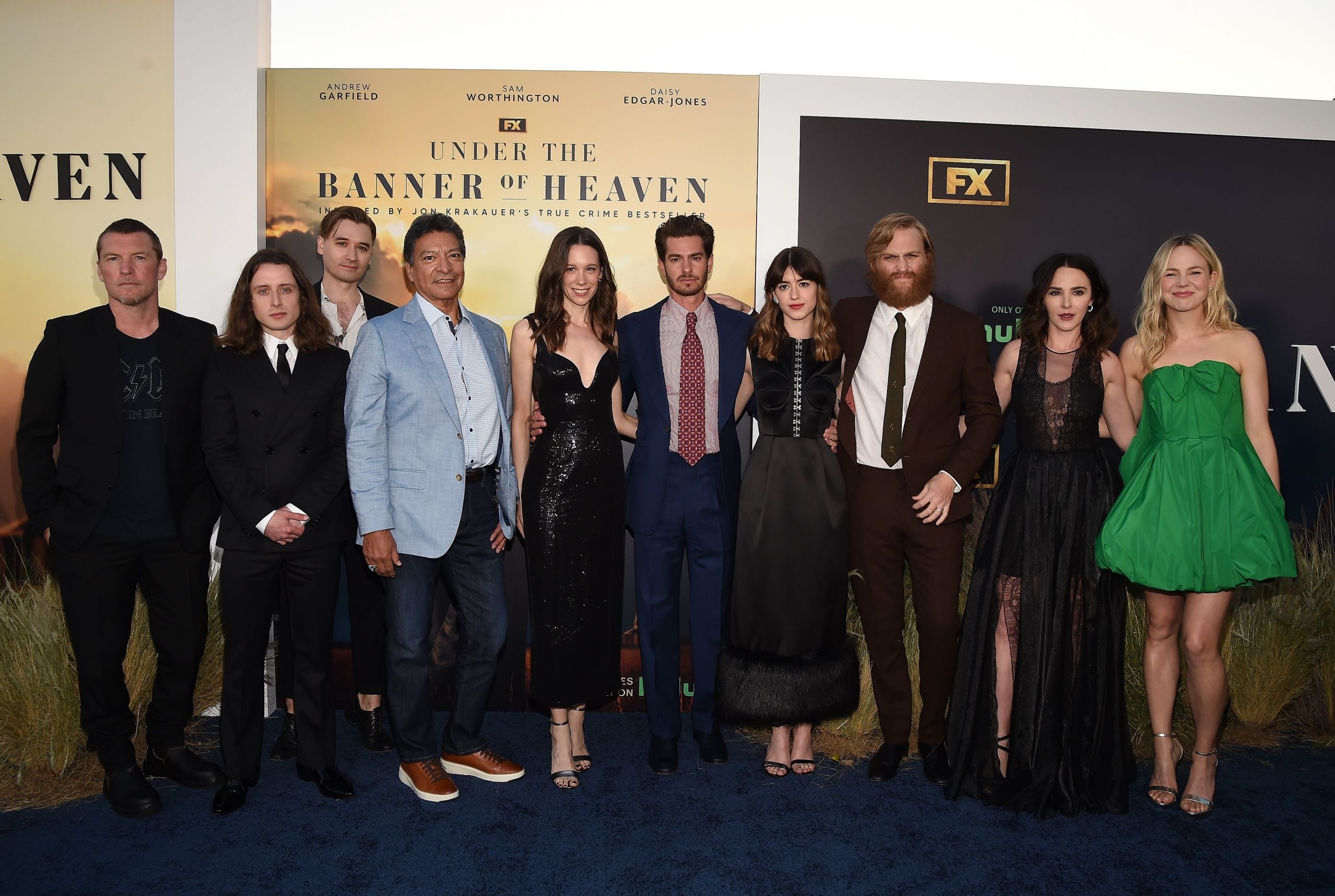 Under the Banner of Heaven, Red carpet premiere, Star-studded event, Exclusive photos, 2560x1720 HD Desktop