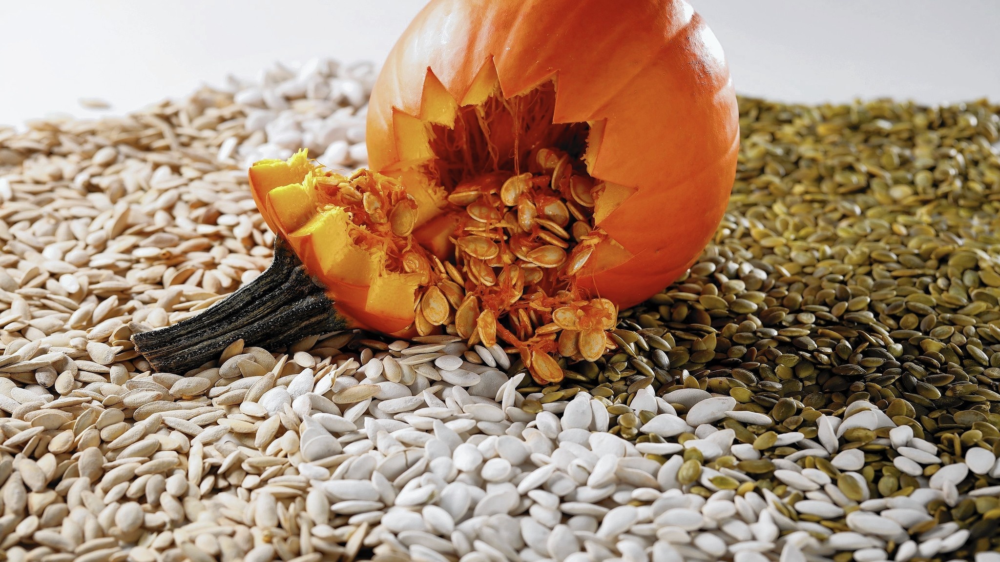 Cooking with pumpkin seeds, Culinary versatility, October heroes, Nutritious, 2050x1160 HD Desktop