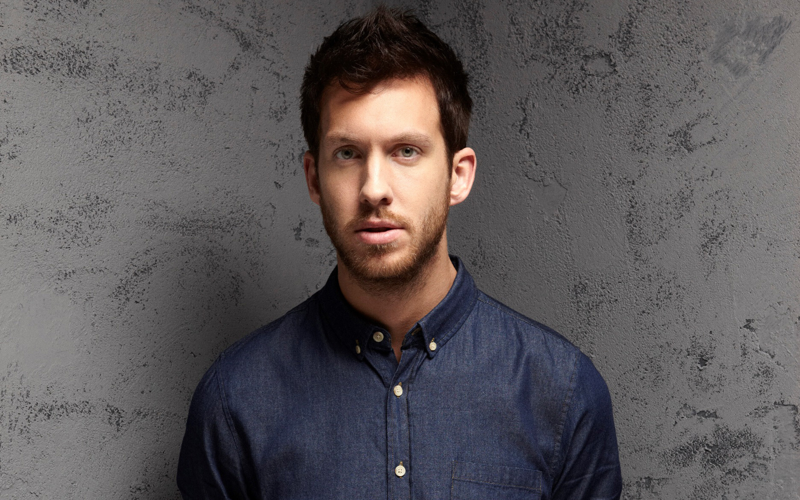 Calvin Harris: Scottish DJ, "I'm Not Alone" debuted at number one on the UK Singles Chart. 2560x1600 HD Wallpaper.