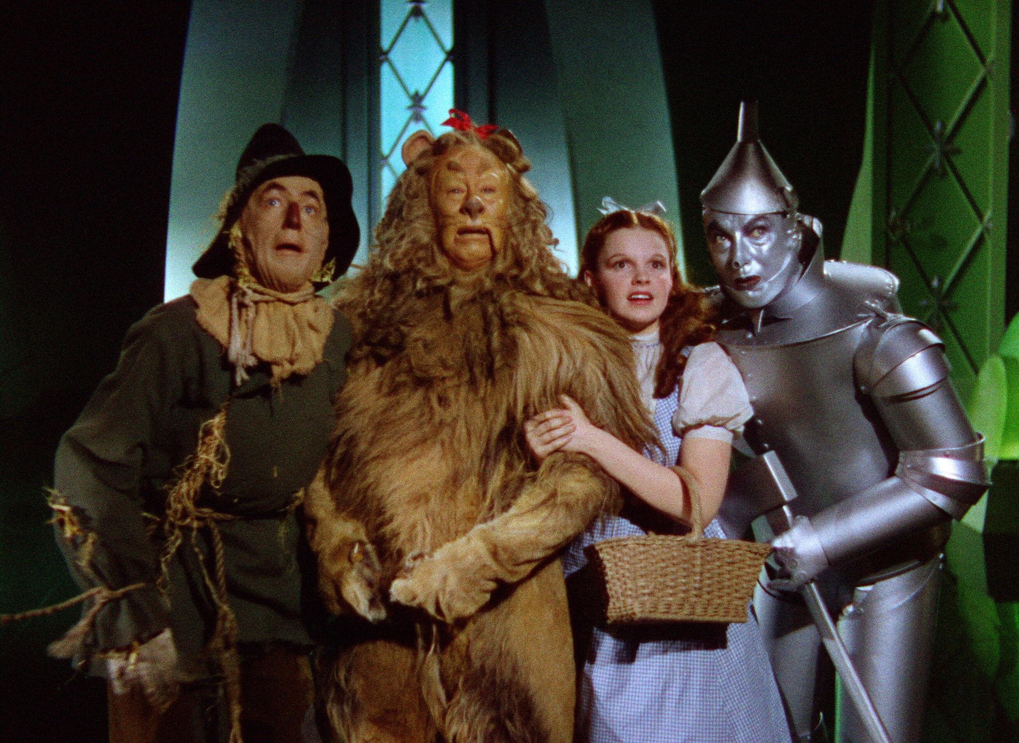 The Wizard of Oz, HD wallpaper, Classic movie, Background image, 2050x1500 HD Desktop