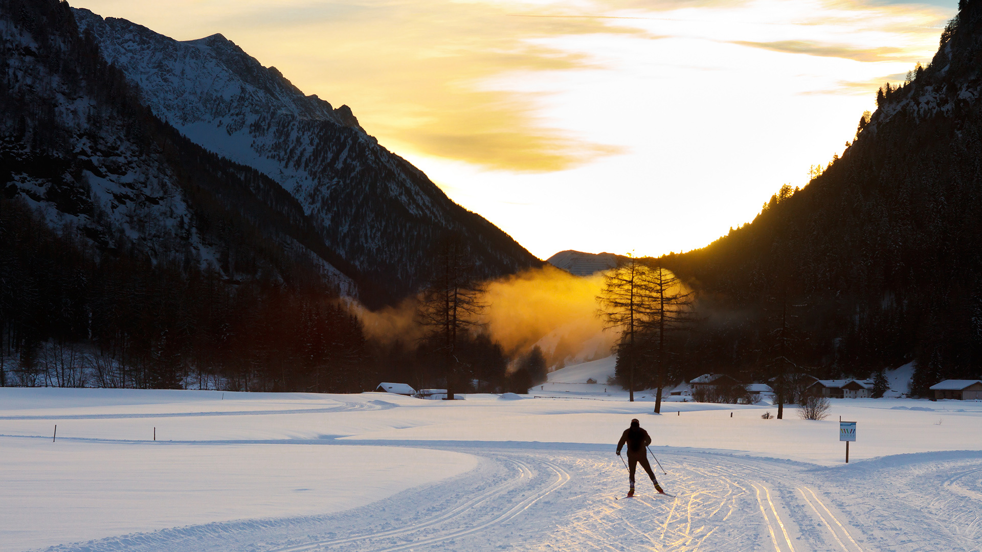 Cross-country skiing, Sunset in the Alps, South Tyrol, Italy, 1920x1080 Full HD Desktop