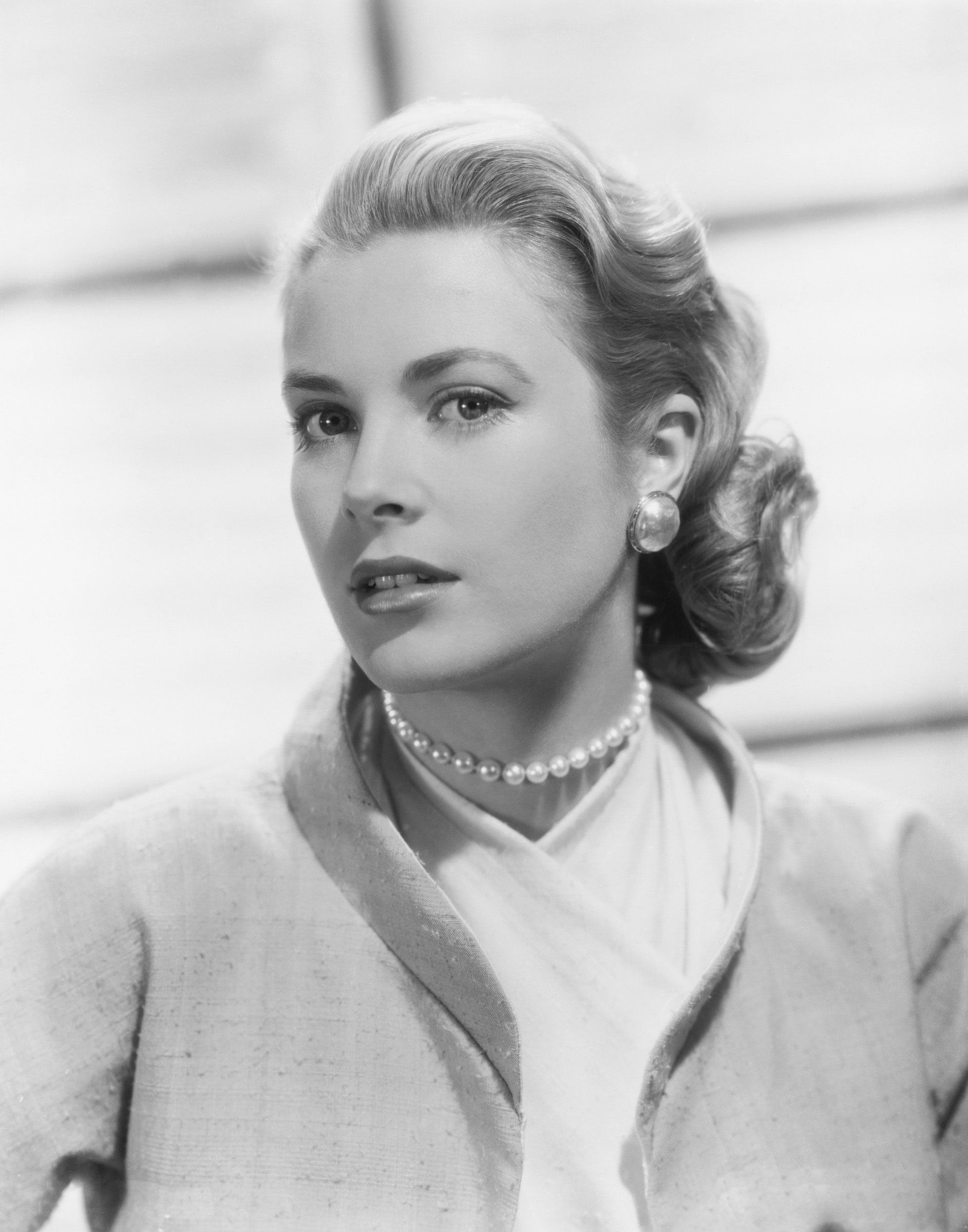 Grace Kelly Movies, Classic beauty, Grace Kelly backgrounds, Timeless elegance, 1890x2400 HD Phone