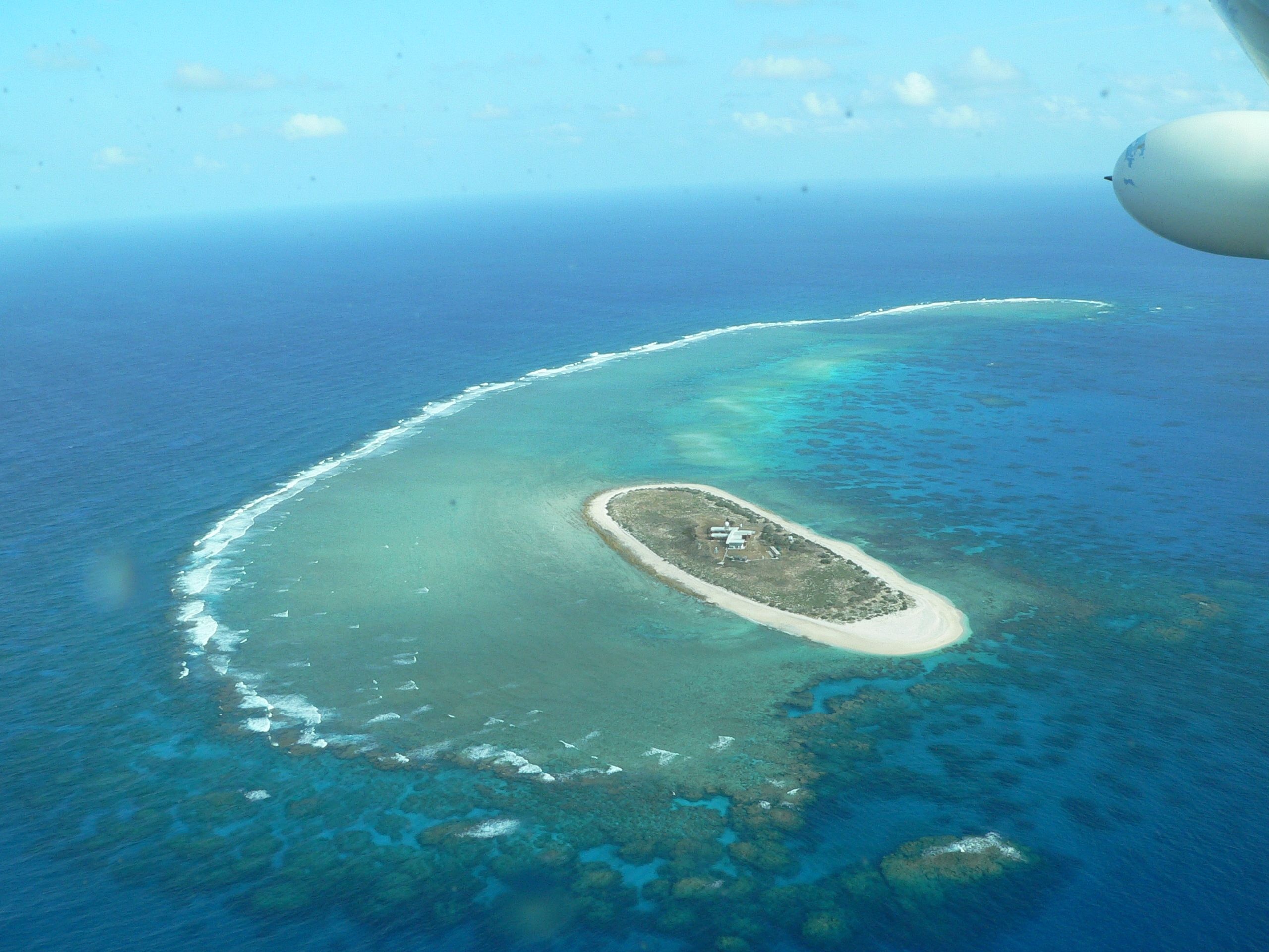 Coral Sea, Coral Sea Islands, Sea Island, Australia, 2560x1920 HD Desktop