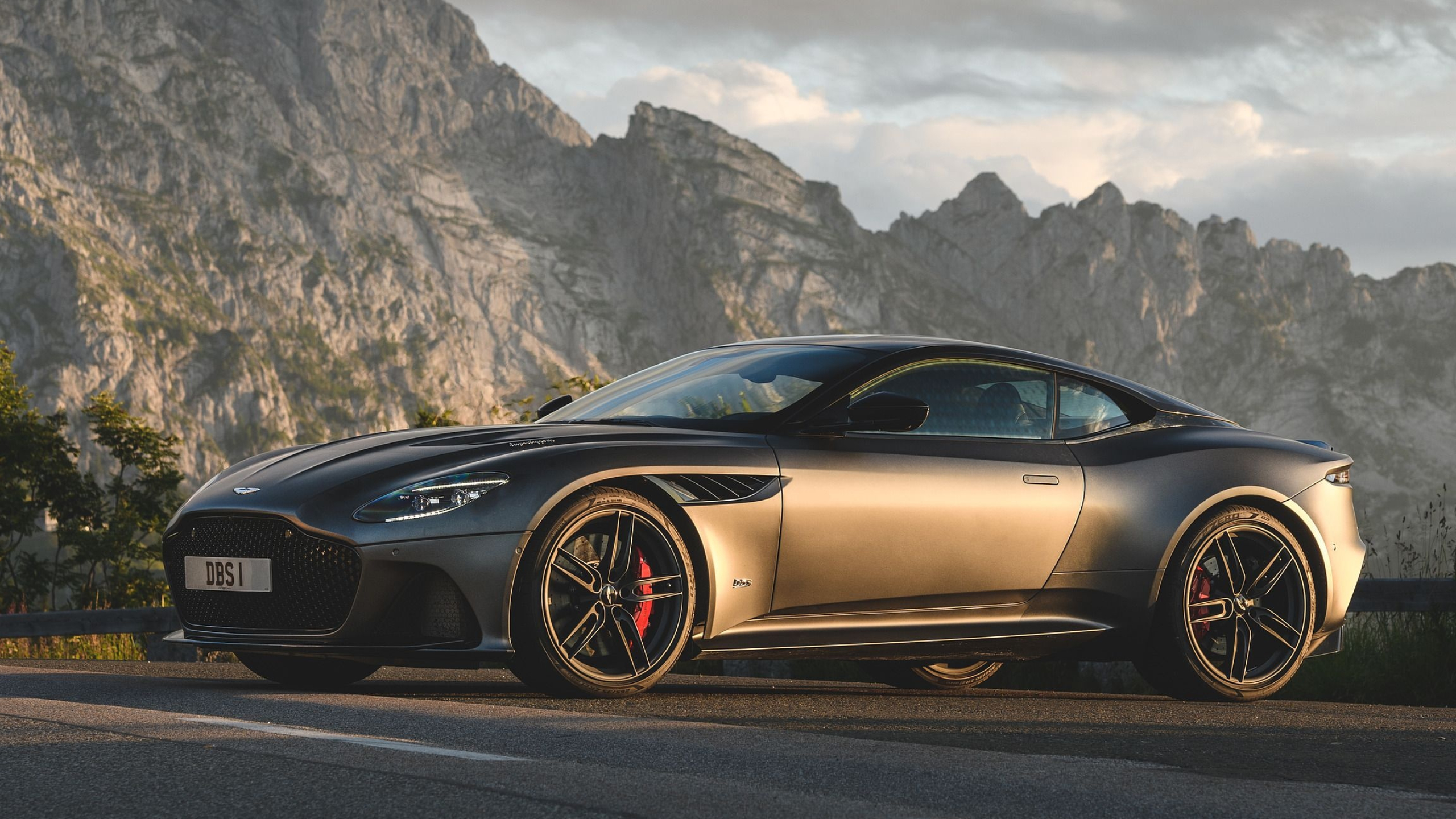 Aston Martin DBS, Top free backgrounds, Luxury car, Super GT, 2560x1440 HD Desktop