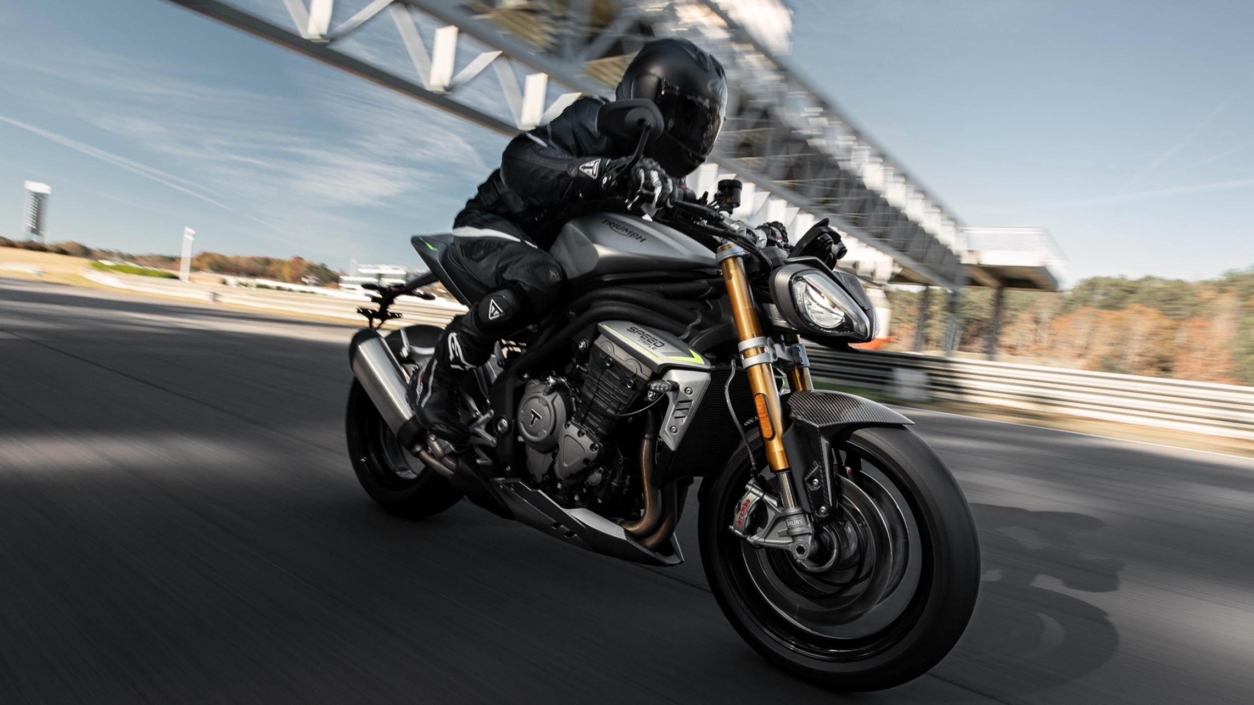 Triumph Street Triple RS, Springtime frenzy, Stripping off fast, Veloce moments, 2500x1410 HD Desktop
