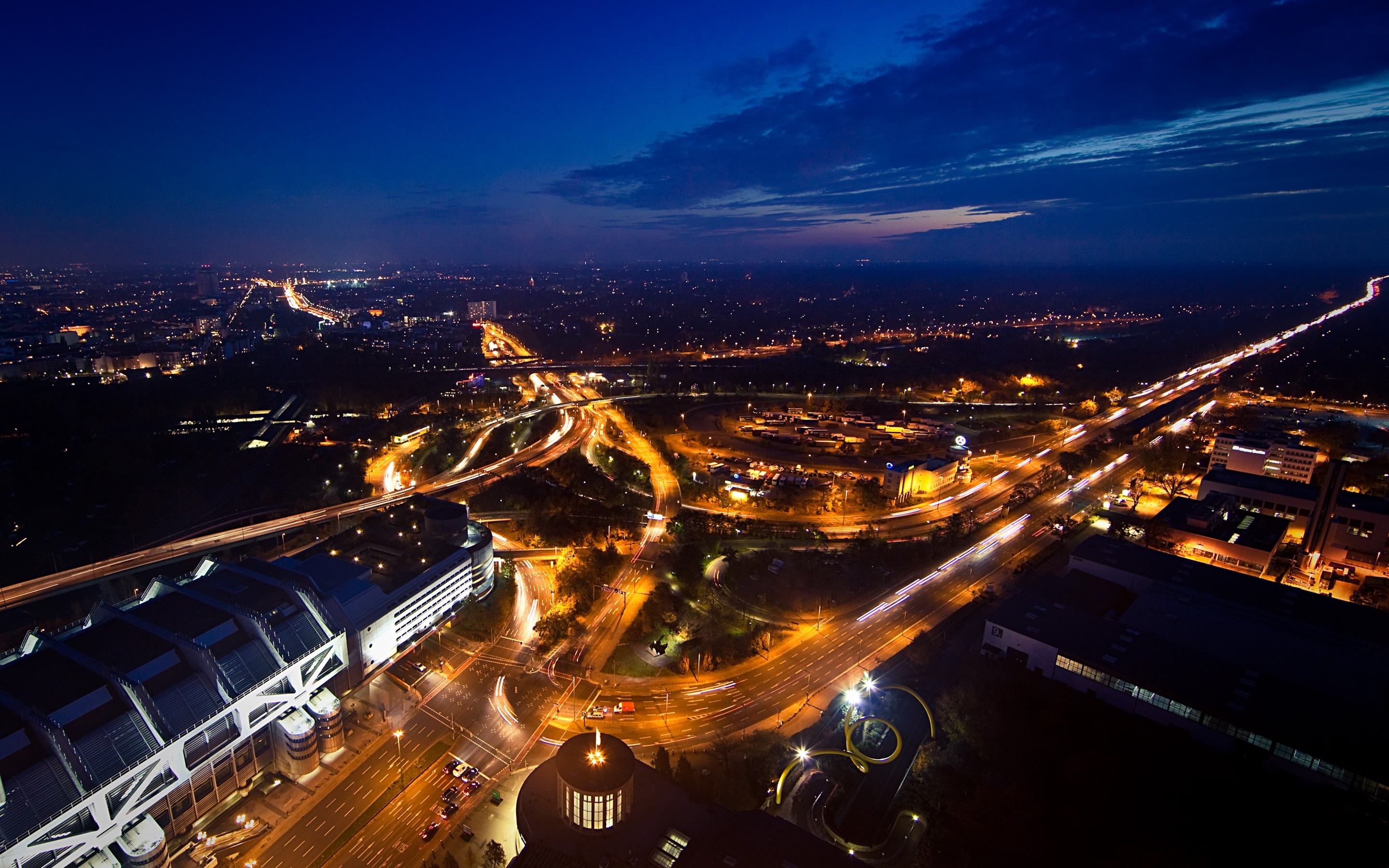 Berlin travels, Nighttime beauty, Urban lights, Captivating wallpaper, 2880x1800 HD Desktop