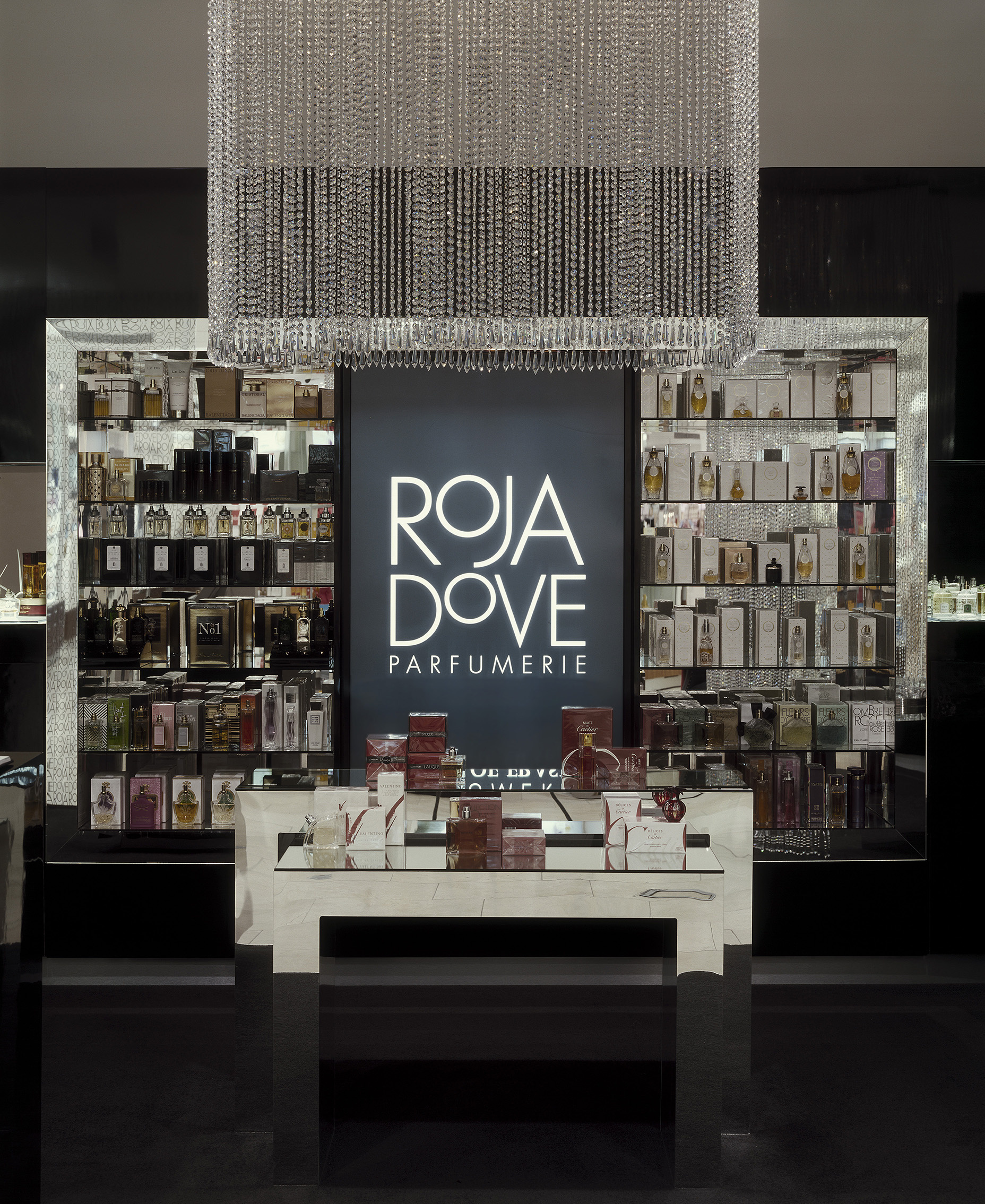 Roja Dove, Kinnersley Kent design, Perfume brand, Artistic packaging, 1860x2270 HD Handy