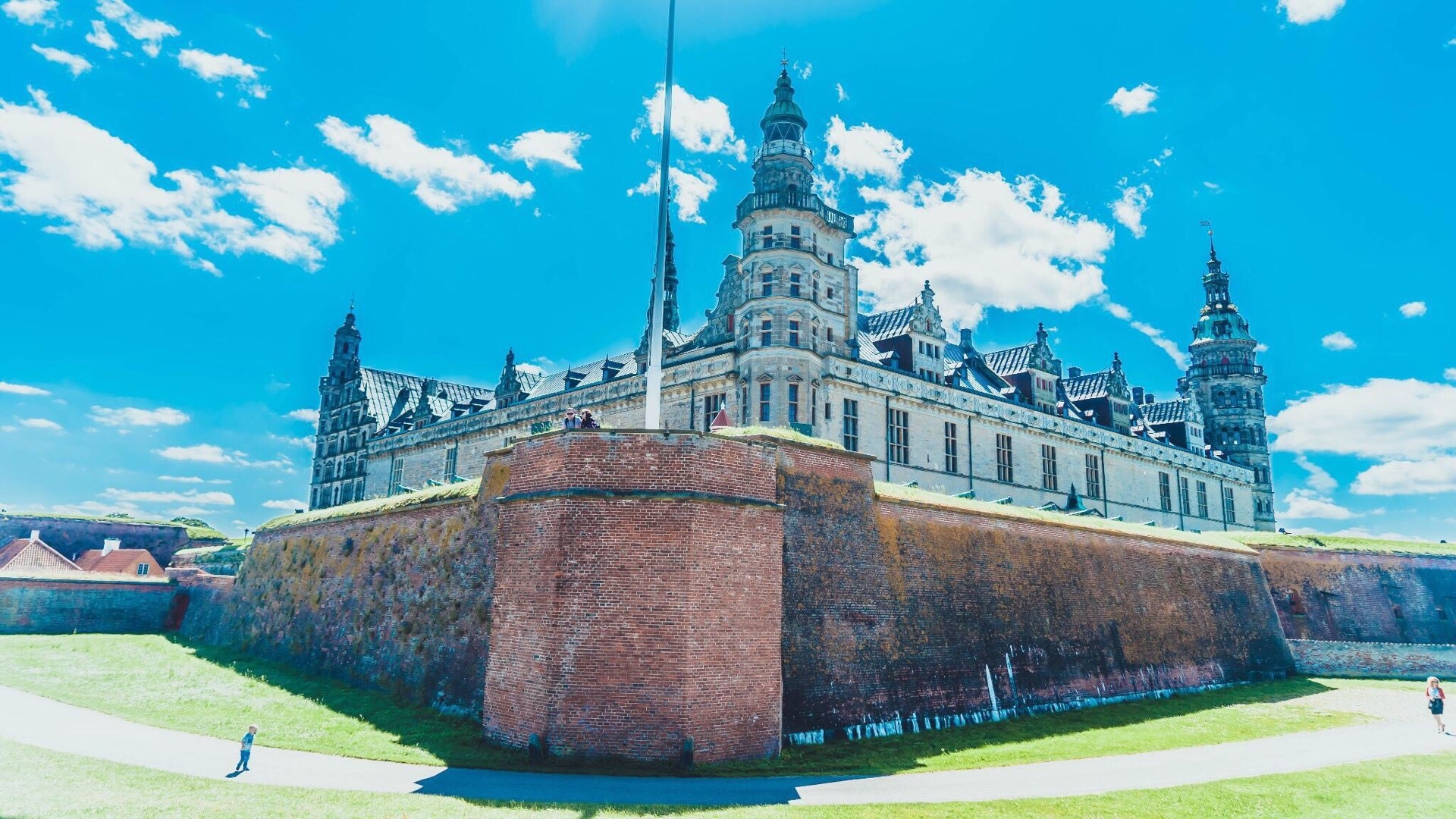 Kronborg Castle, Helsingor attractions, Captivating photos, Danish allure, 1920x1080 Full HD Desktop