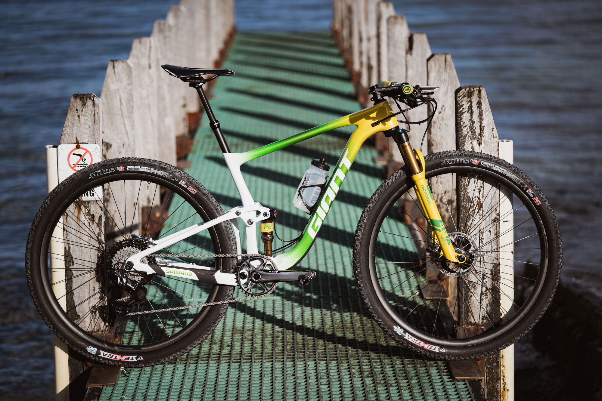 Giant Bikes, Mountain bikes, Flash sales, 52% off, 2000x1340 HD Desktop