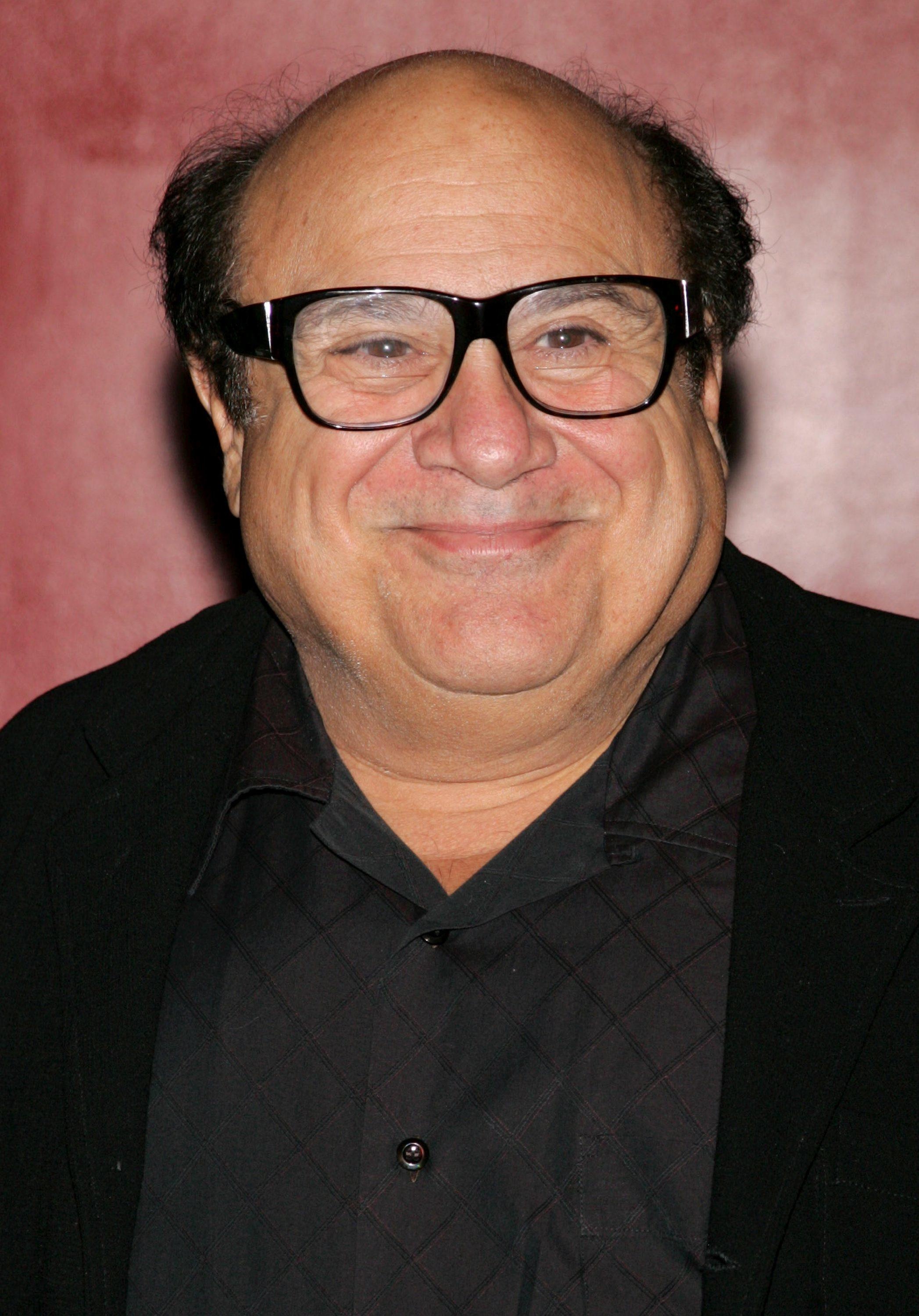 Danny DeVito: The 1981 Primetime Emmy Award for Outstanding Supporting Actor in a Comedy Series. 2100x3000 HD Background.