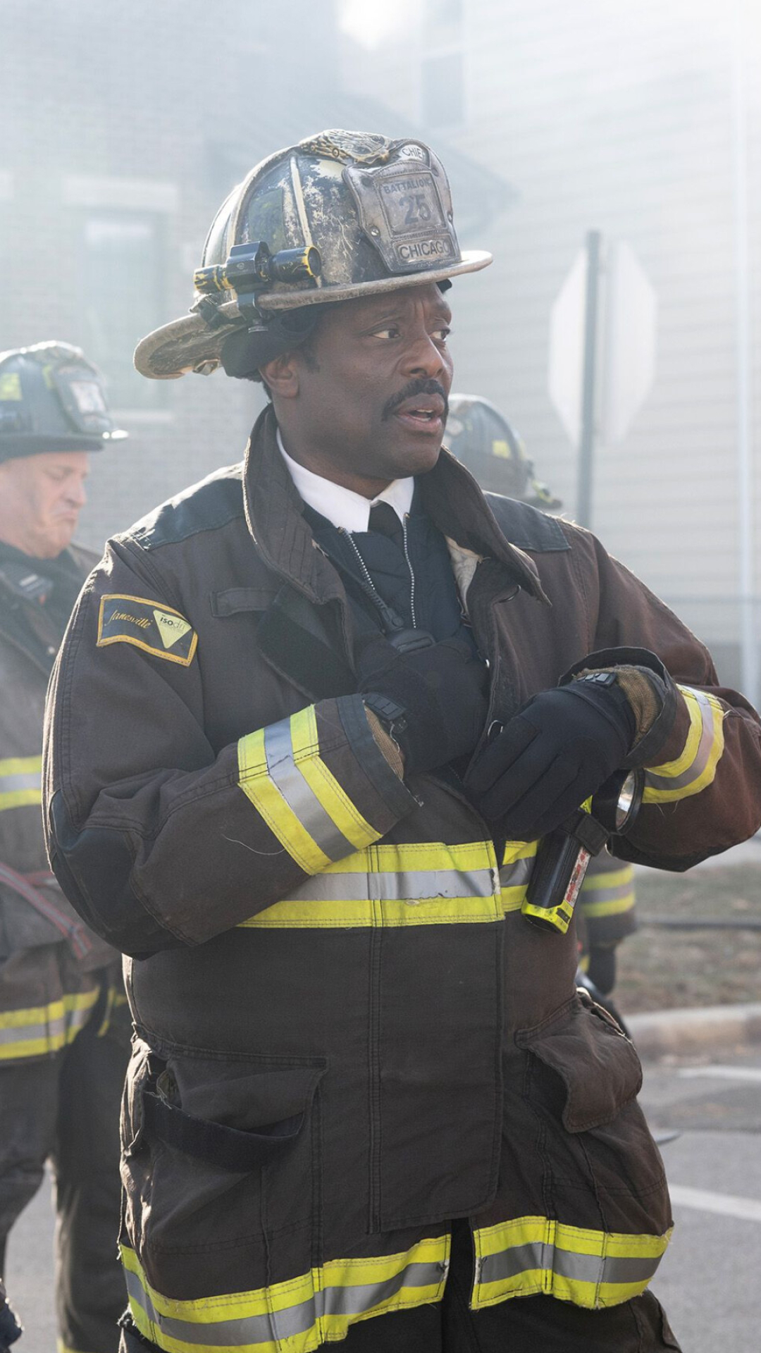 Chicago Fire (TV Series): Eamonn Walker, Starring as Battalion Chief Wallace Boden, A fireman's fireman, NBC's drama. 1080x1920 Full HD Background.