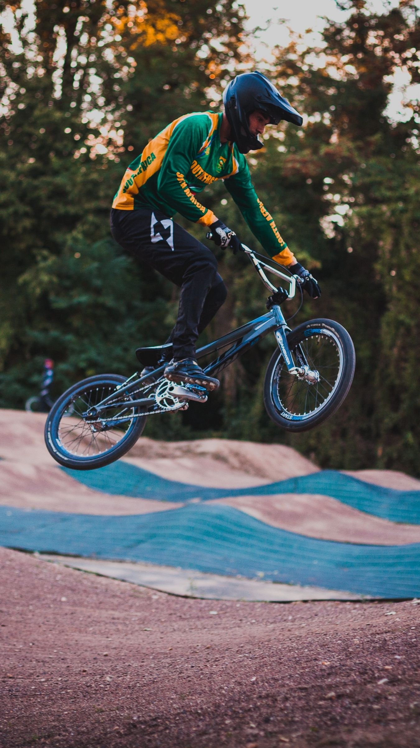 Cycling BMX Racing, Bmx iPhone wallpapers, Stylish backgrounds, Bmx love, 1350x2400 HD Handy