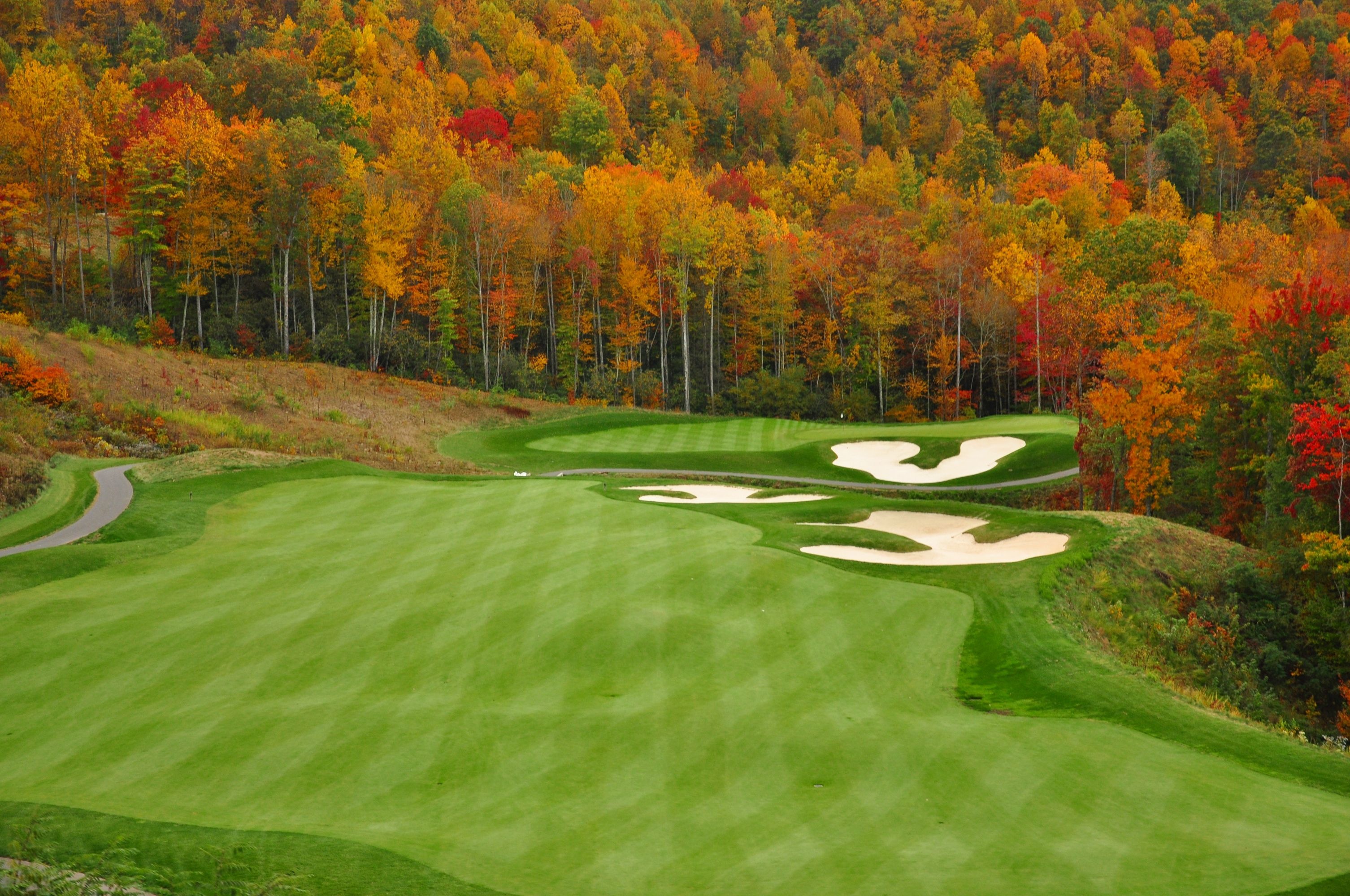 Golf Course: Autumn, Augusta National Club, A ground area consisting of either 9 or 18 holes. 3020x2000 HD Background.