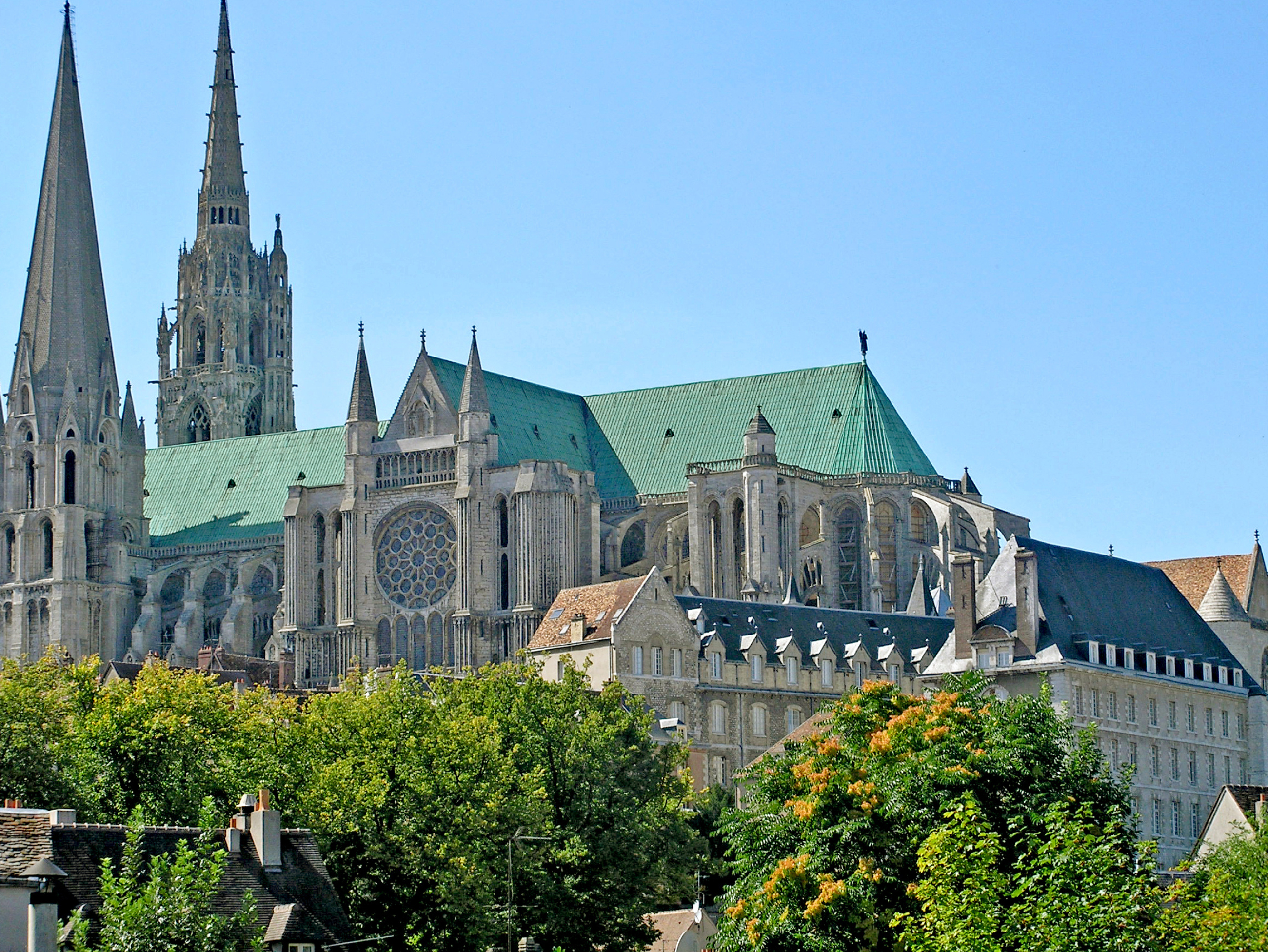 Chartres Cathedral, Wikipedia, 2600x1960 HD Desktop