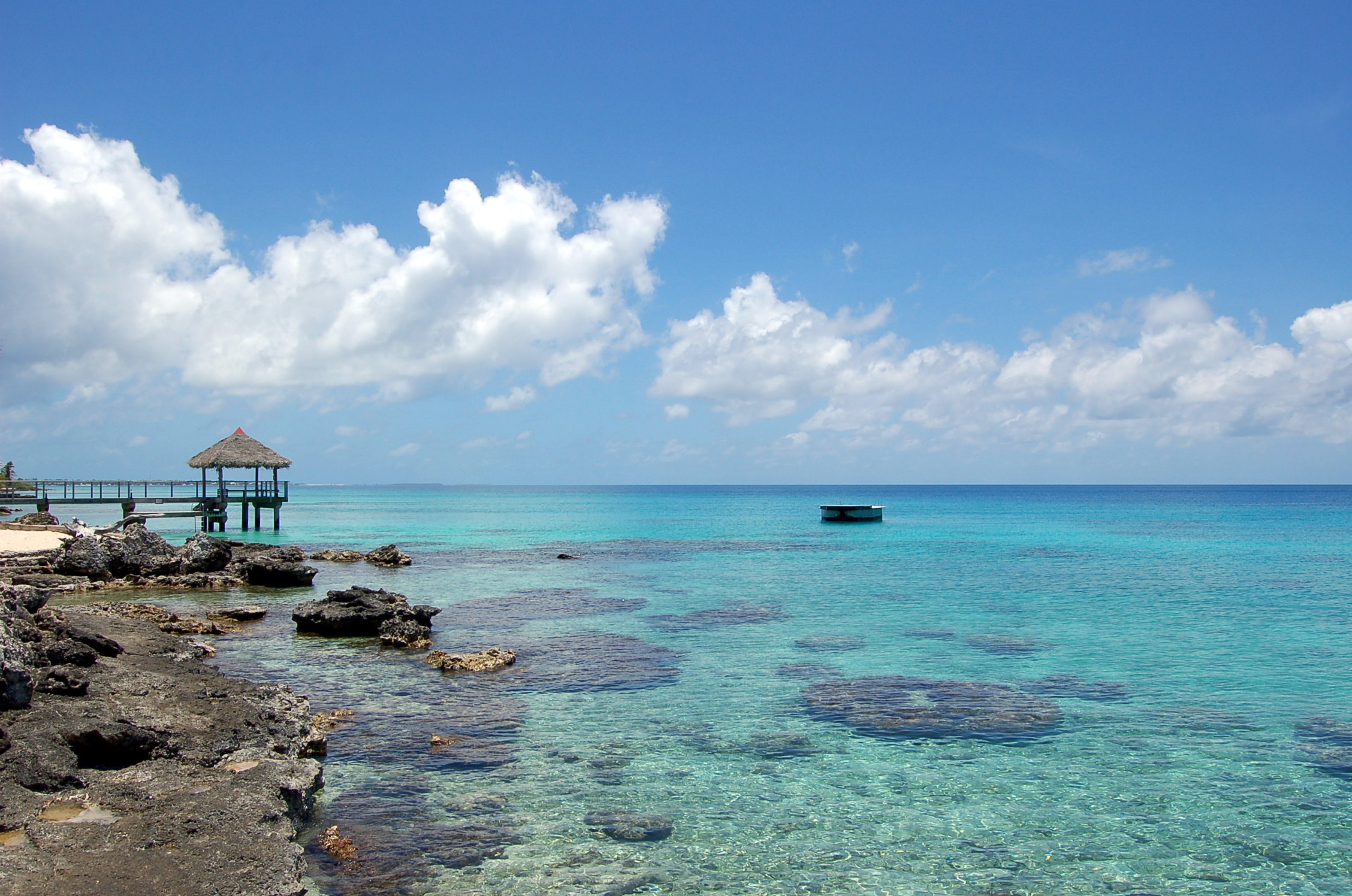 Rangiroa Atoll travel guide, Tuamotu and Gambier islands, Exotic destinations, Relaxing getaway, 2260x1500 HD Desktop