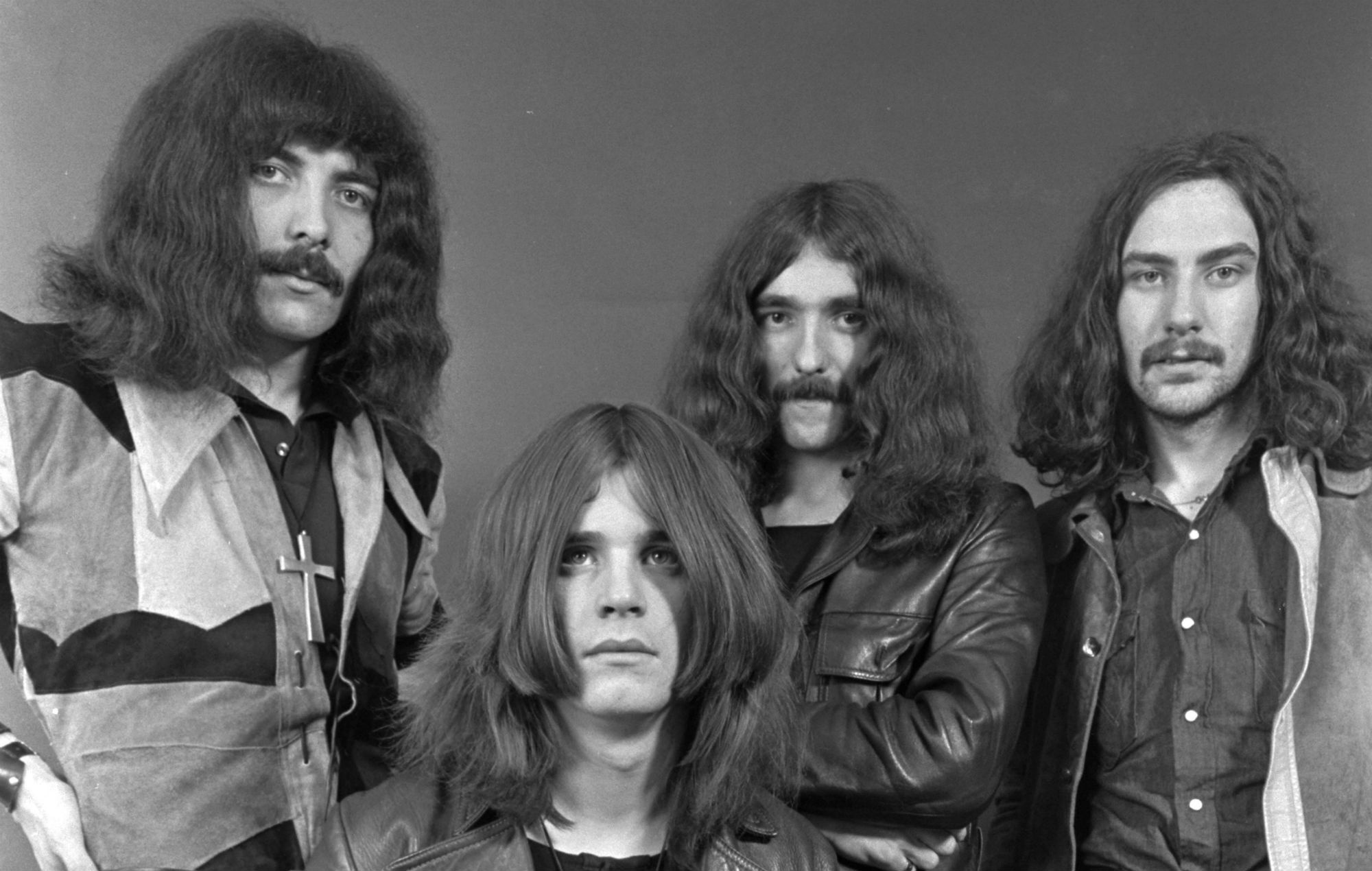 Tony Iommi, Black Sabbath's beliefs, Rock music pioneers, Band's legacy, 2000x1270 HD Desktop