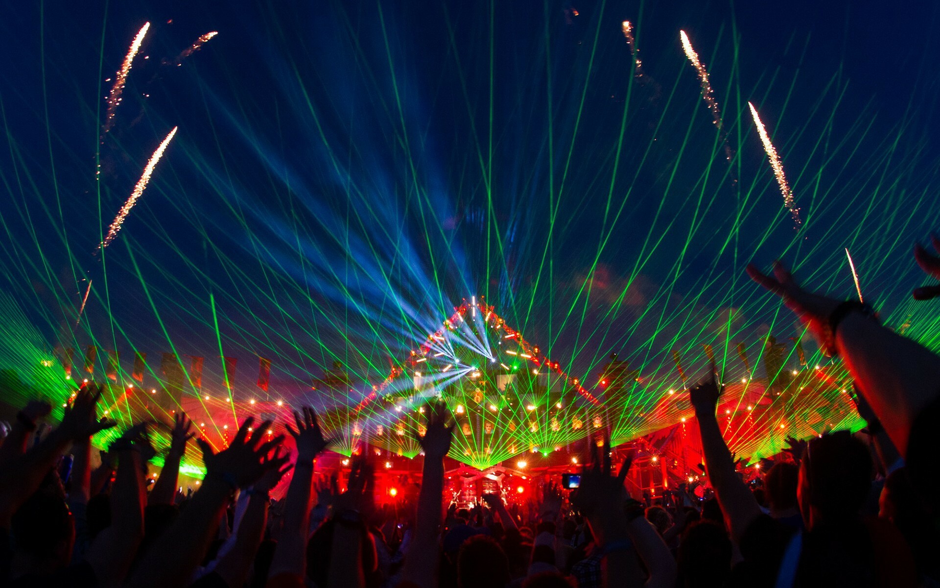 Festival: Ultra, The world's premier electronic music. 1920x1200 HD Background.