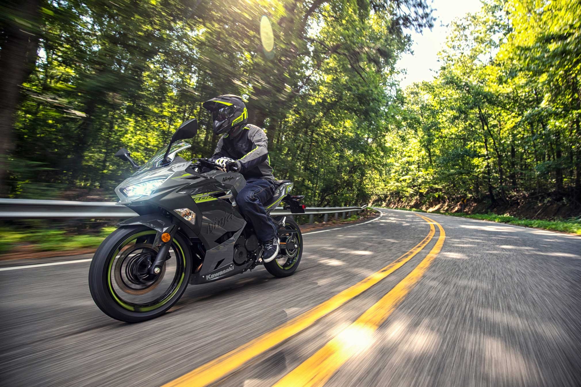 Kawasaki Ninja 400, 2021 model, ABS feature, Motorcycle enthusiasts, 2030x1350 HD Desktop