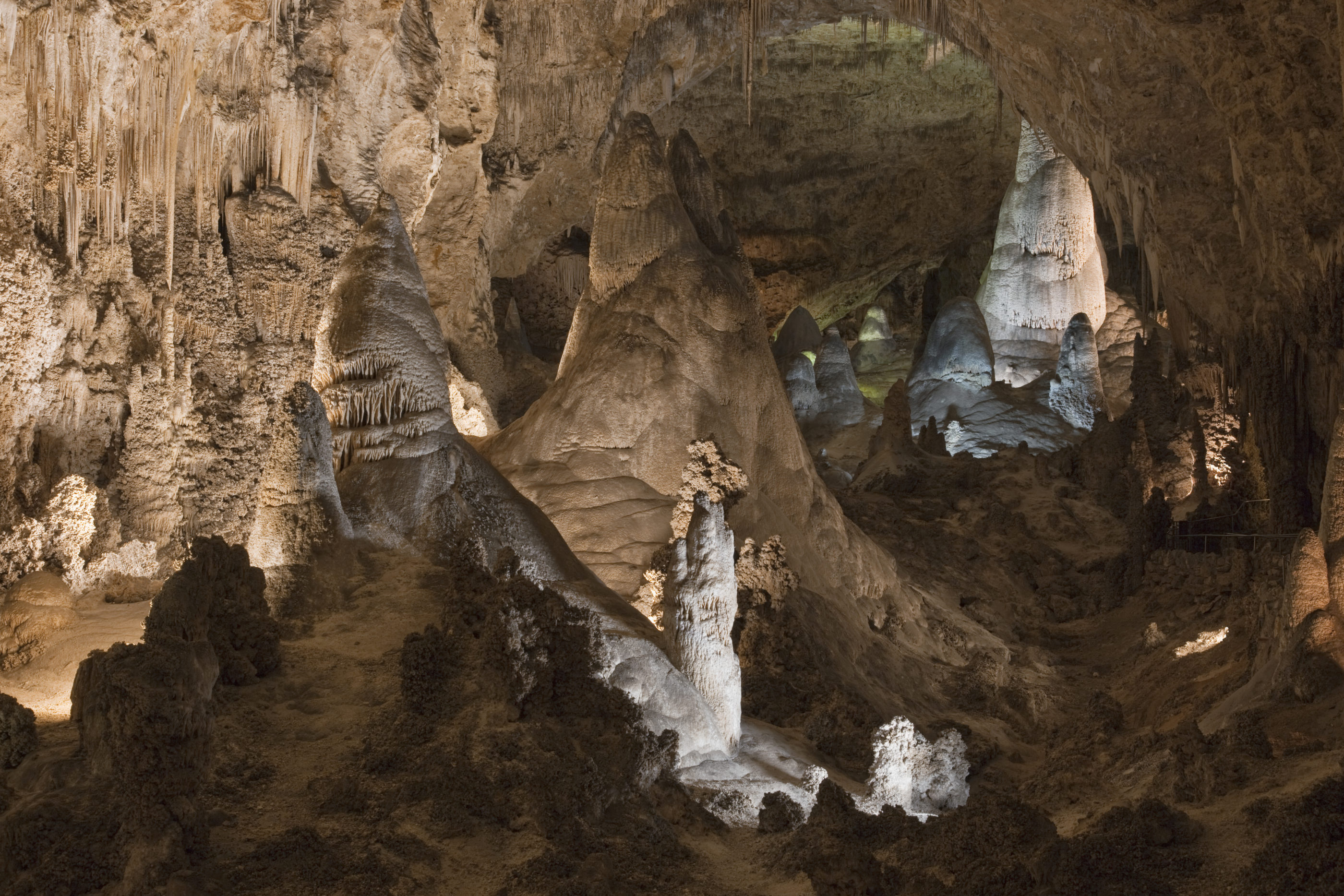 Majestätischer Blick auf die Carlsbad Caverns, 2800x1870 HD Desktop