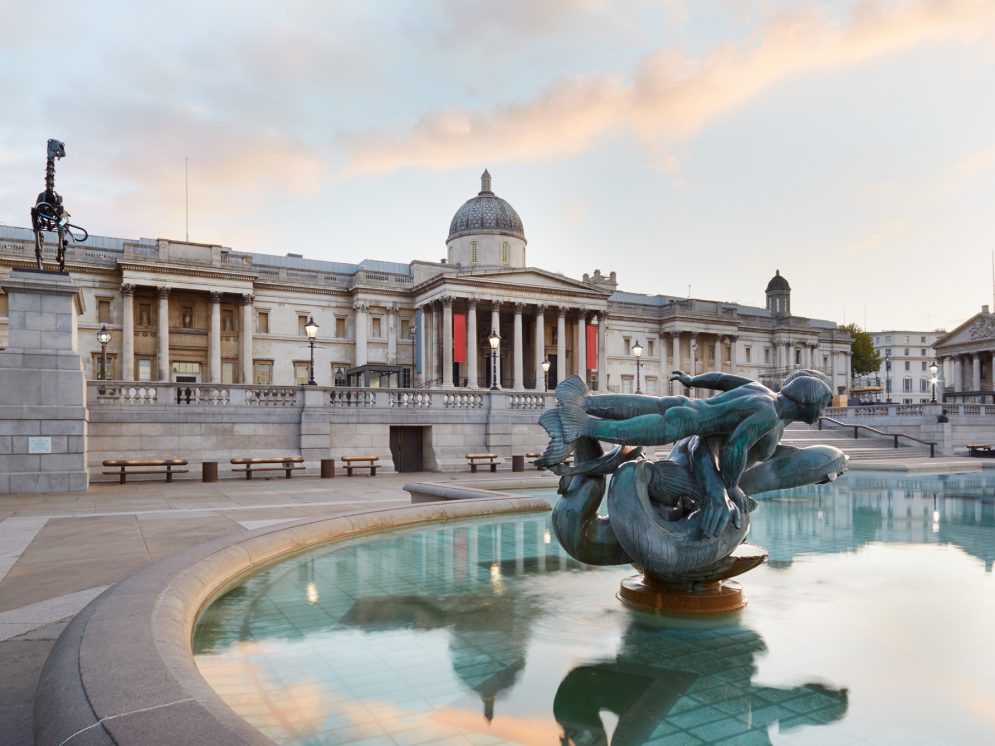 Trafalgar Square, Art destination, National gallery, London's cultural heritage, 2050x1540 HD Desktop
