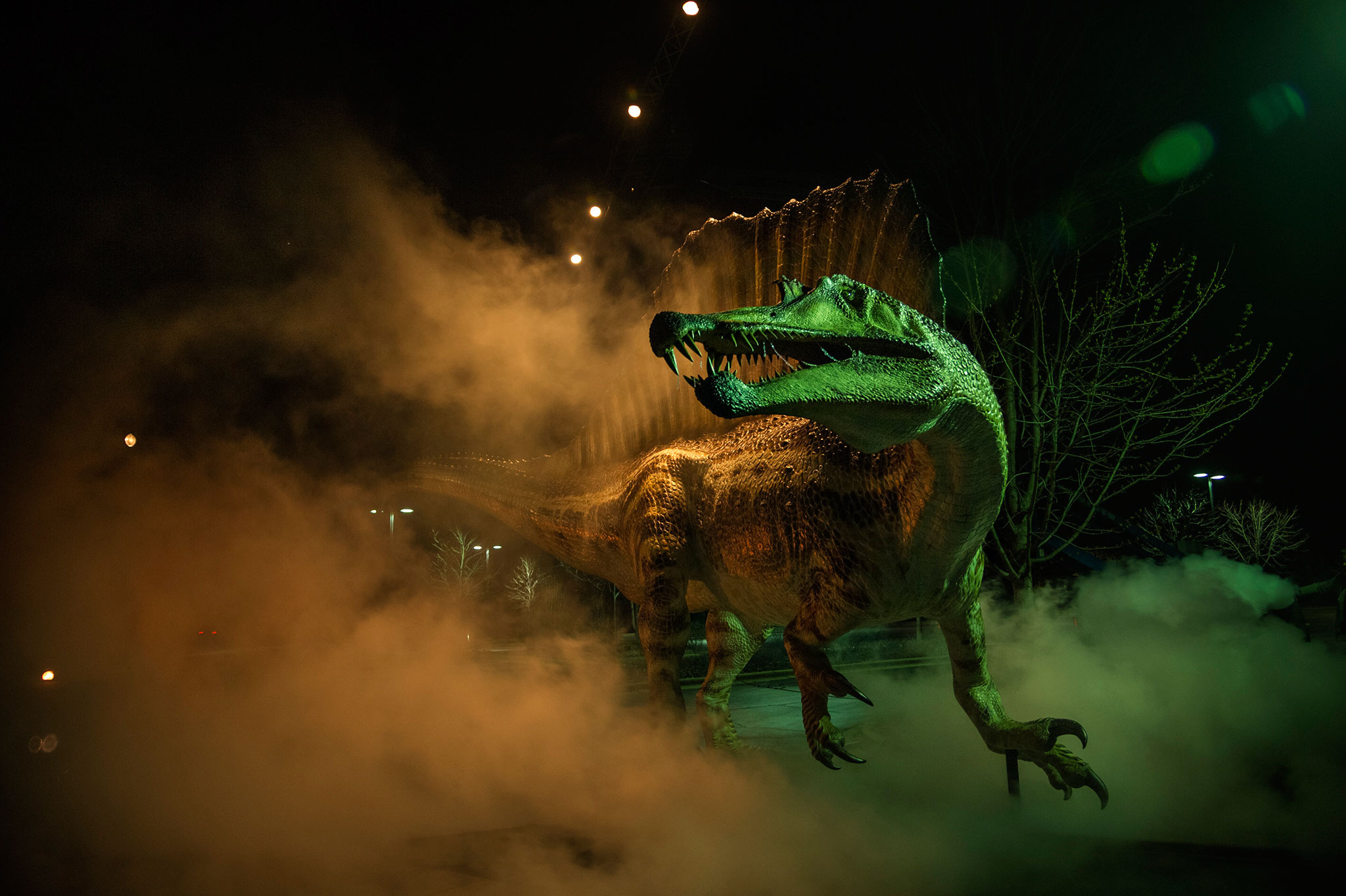 67 spinosaurus wallpaper, Stunning visuals, Dinosaur fascination, Vibrant display, 2050x1370 HD Desktop