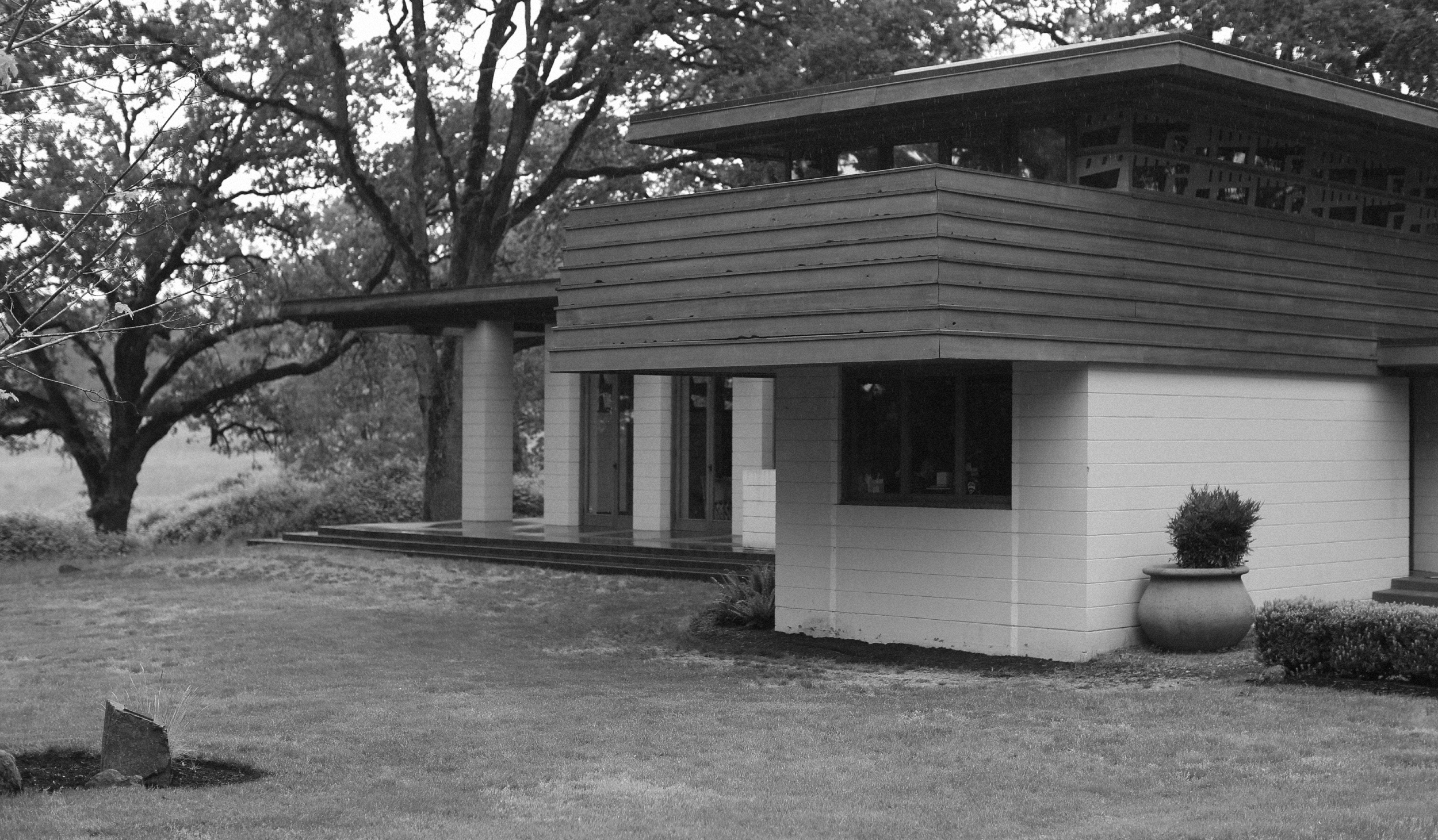 Usonian era, Frank Lloyd Wright, Architectural masterpiece, Gordon House, 2500x1470 HD Desktop