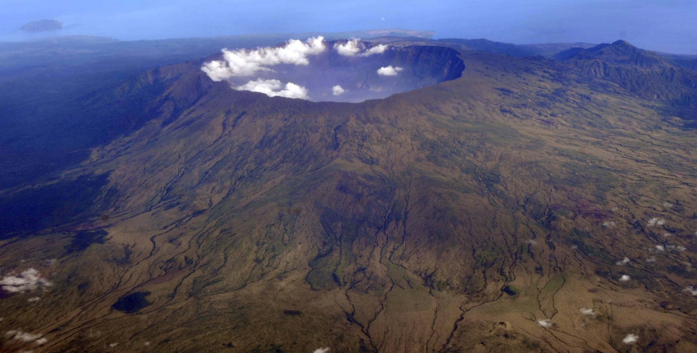 Mount Tambora, Volcanic eruption, Year without summer, Historical event, 2270x1150 HD Desktop