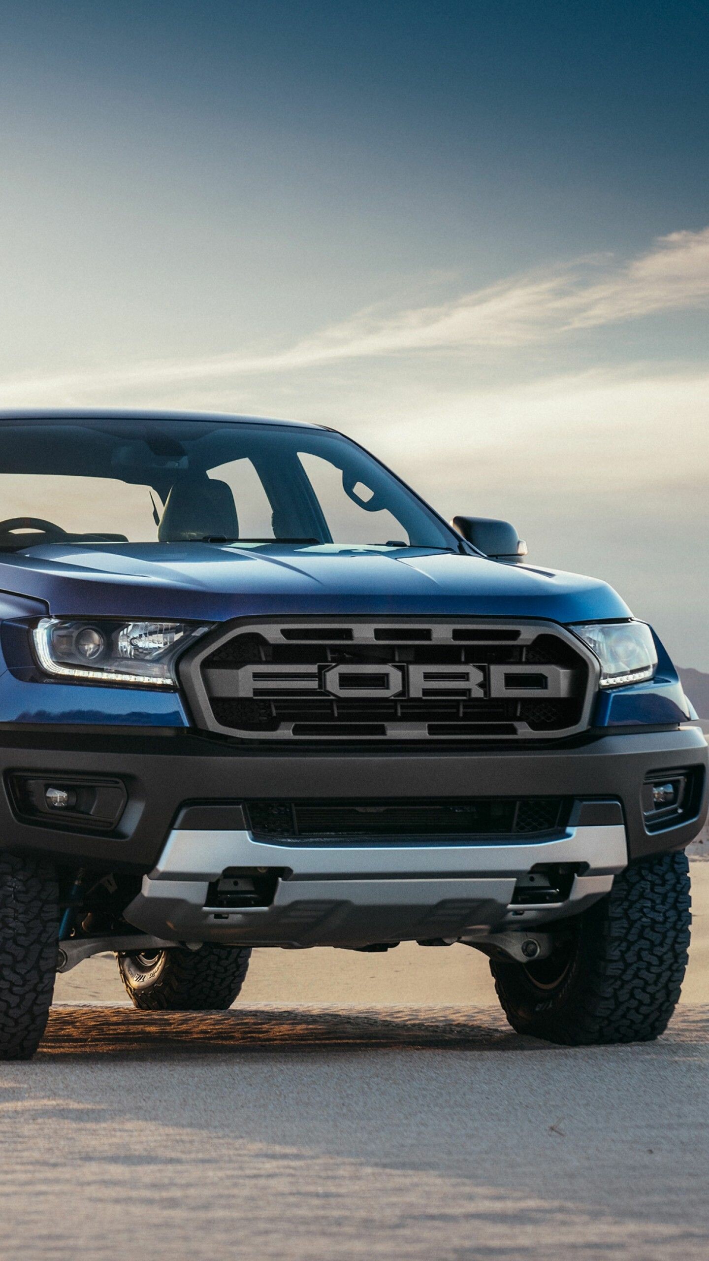Ford: Ranger, A range of mid-size pickup trucks. 1440x2560 HD Background.