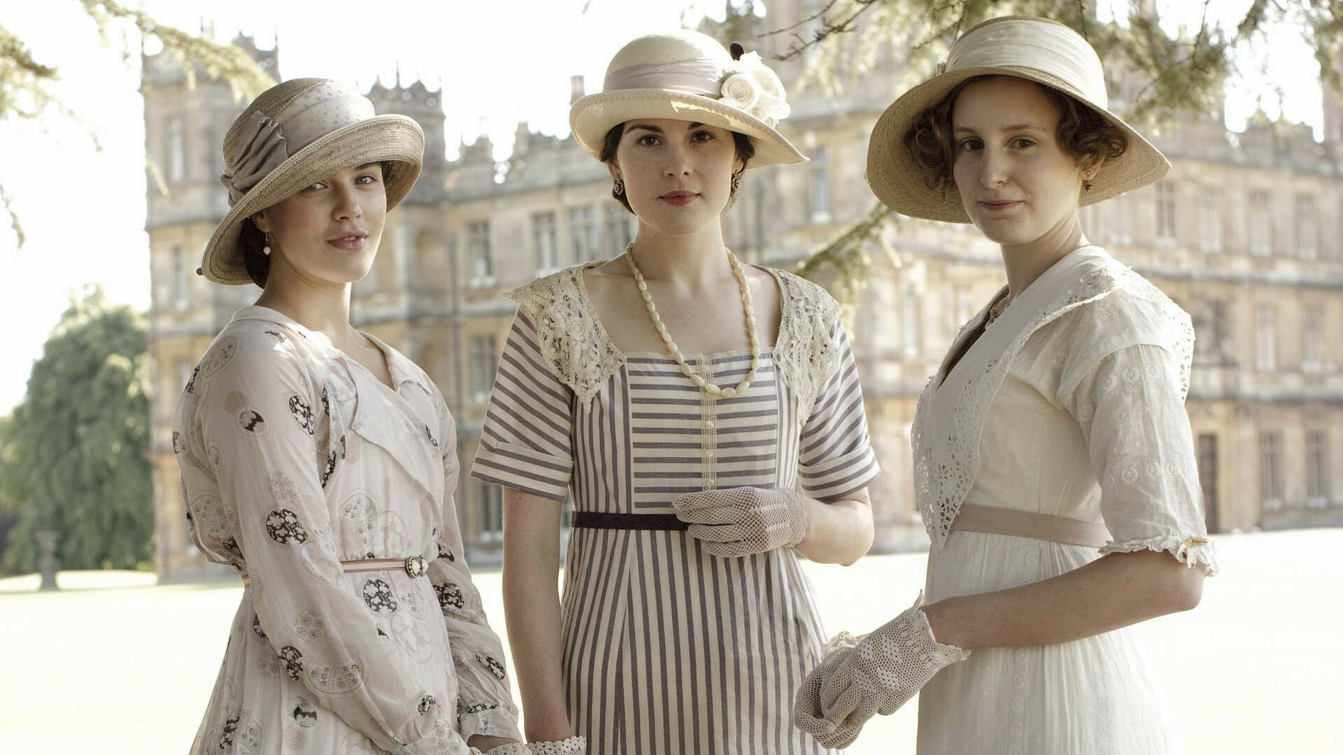Downton Abbey: TV show, Michelle Dockery, Laura Carmichael, Jessica Brown Findlay. 1920x1080 Full HD Background.