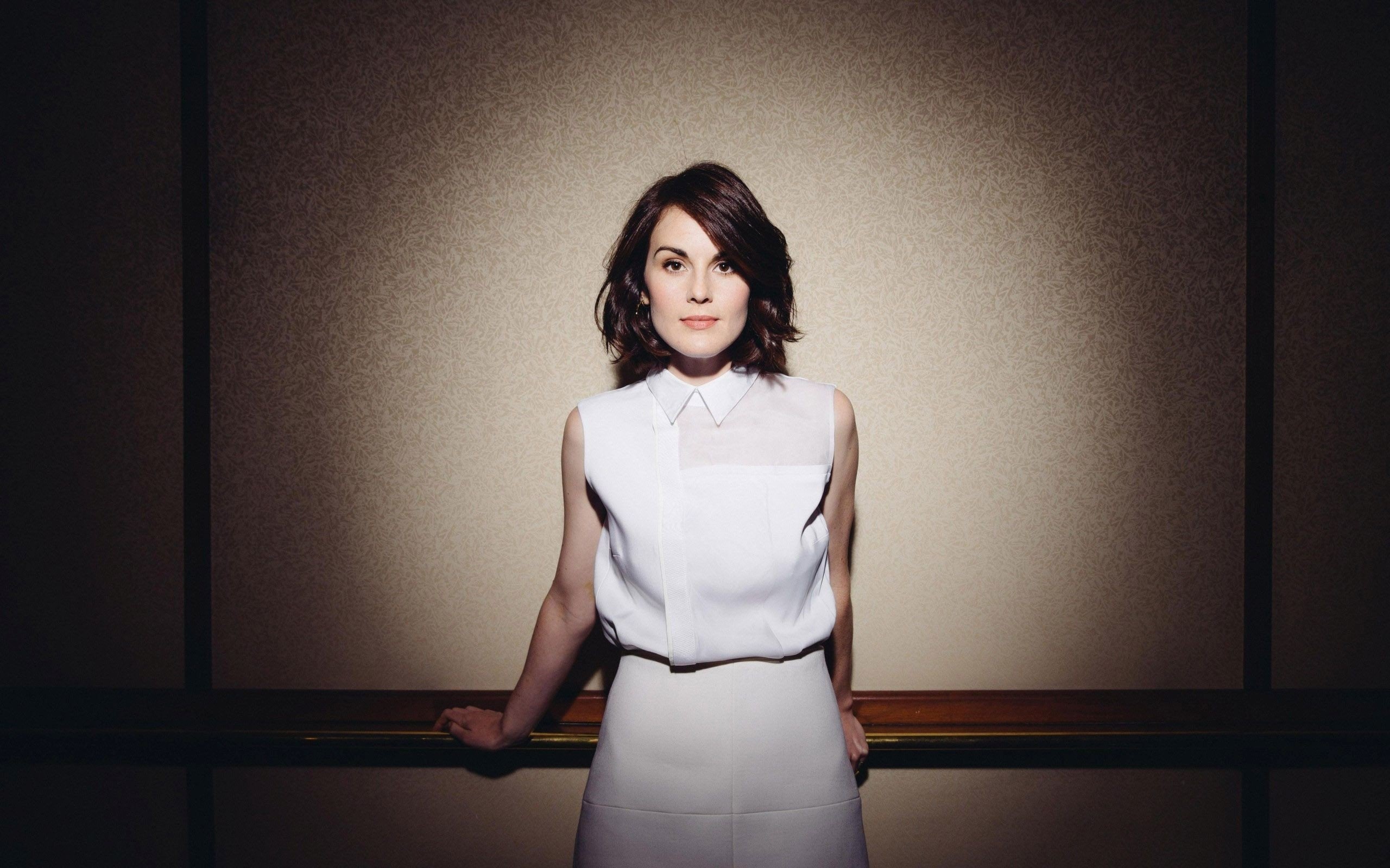 Michelle Dockery: English television and film actress, Trained musician, Theatre actress. 2560x1600 HD Background.