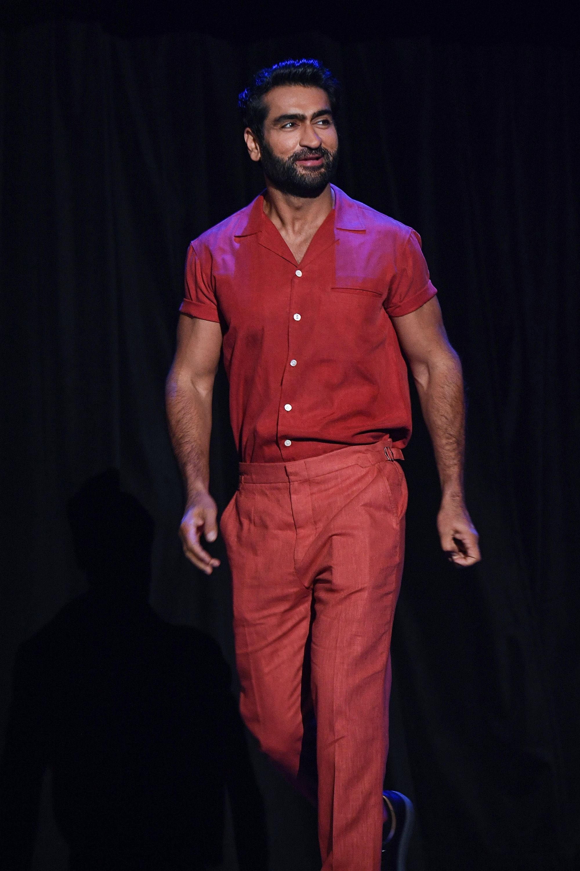 Kumail Nanjiani, Ripped for Eternals, Transformations, Getting fit, 2000x3000 HD Phone