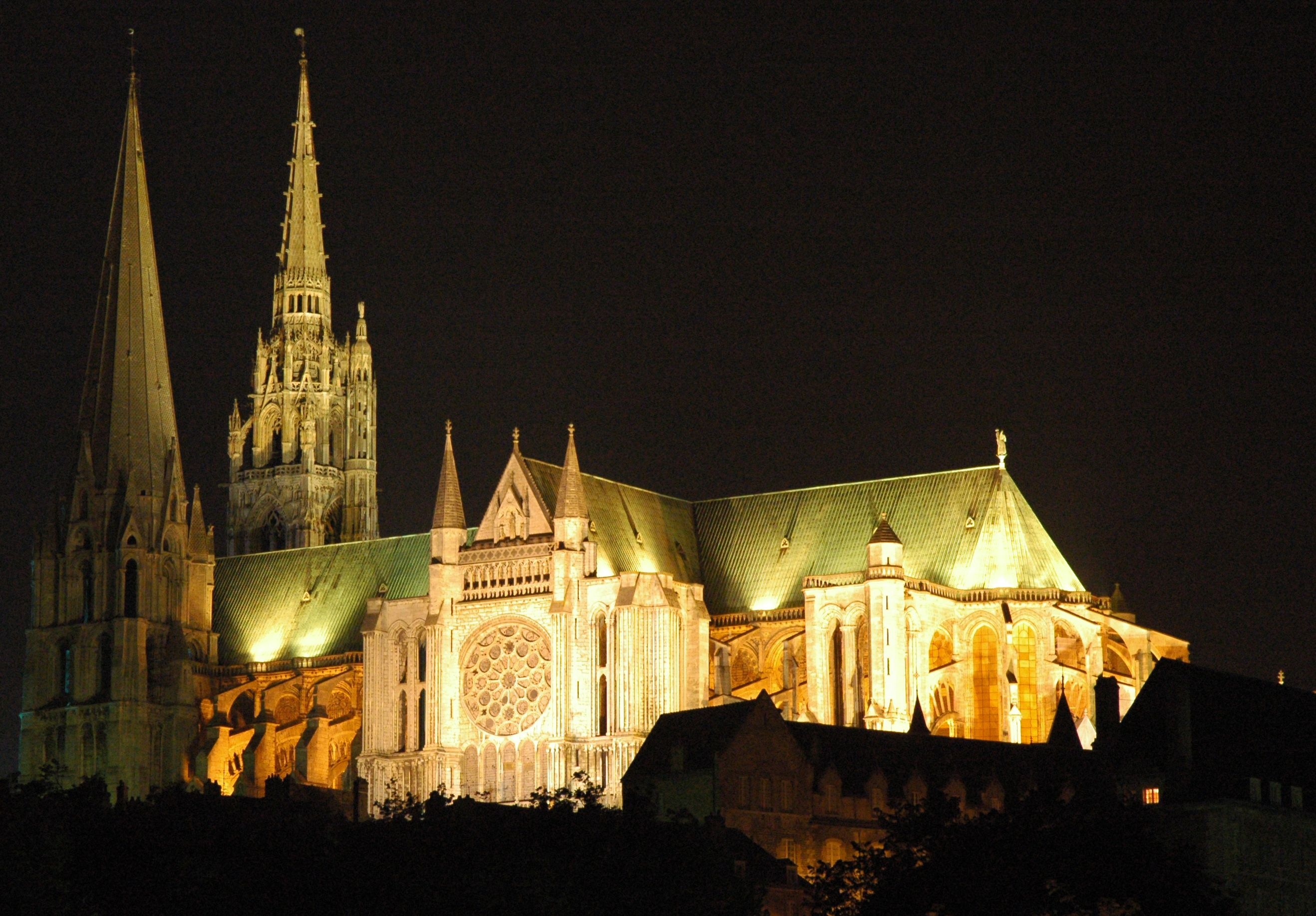 Desktop Chartres ideas, Chartres Cathedral, Gothic architecture, 2640x1840 HD Desktop