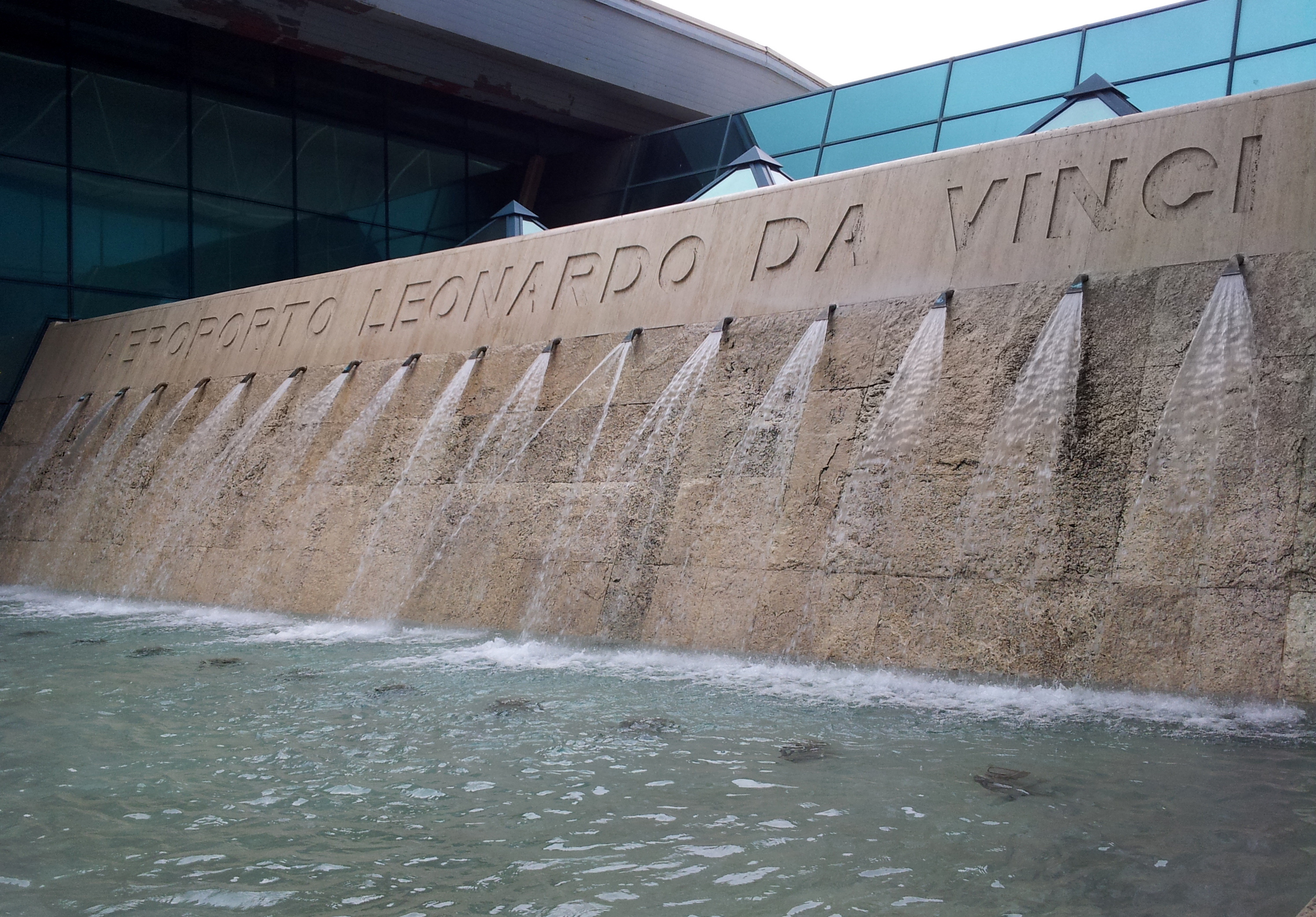 Leonardo da Vinci-Fiumicino Airport, Rome Fiumicino, Zurich fountains, travel photography, 2990x2090 HD Desktop