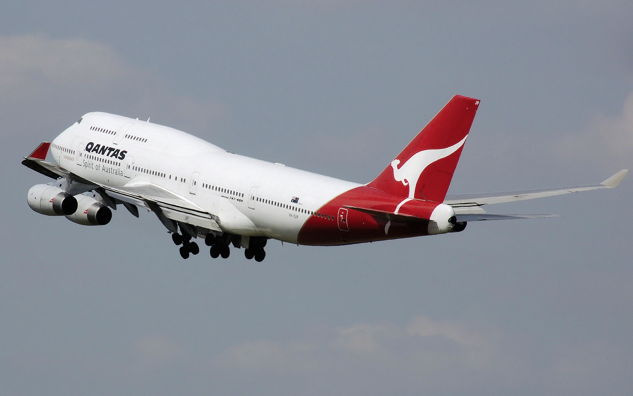 Qantas, Australian airline, Travel, Fly, 2210x1390 HD Desktop