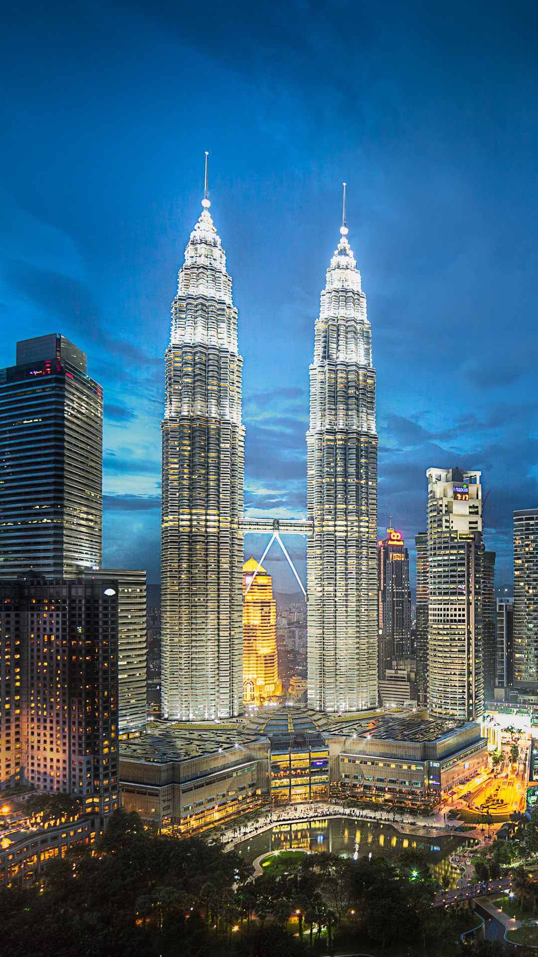 Petronas Twin Towers, Wallpapers, Michelle Anderson, Twin tower beauty, 1080x1920 Full HD Phone