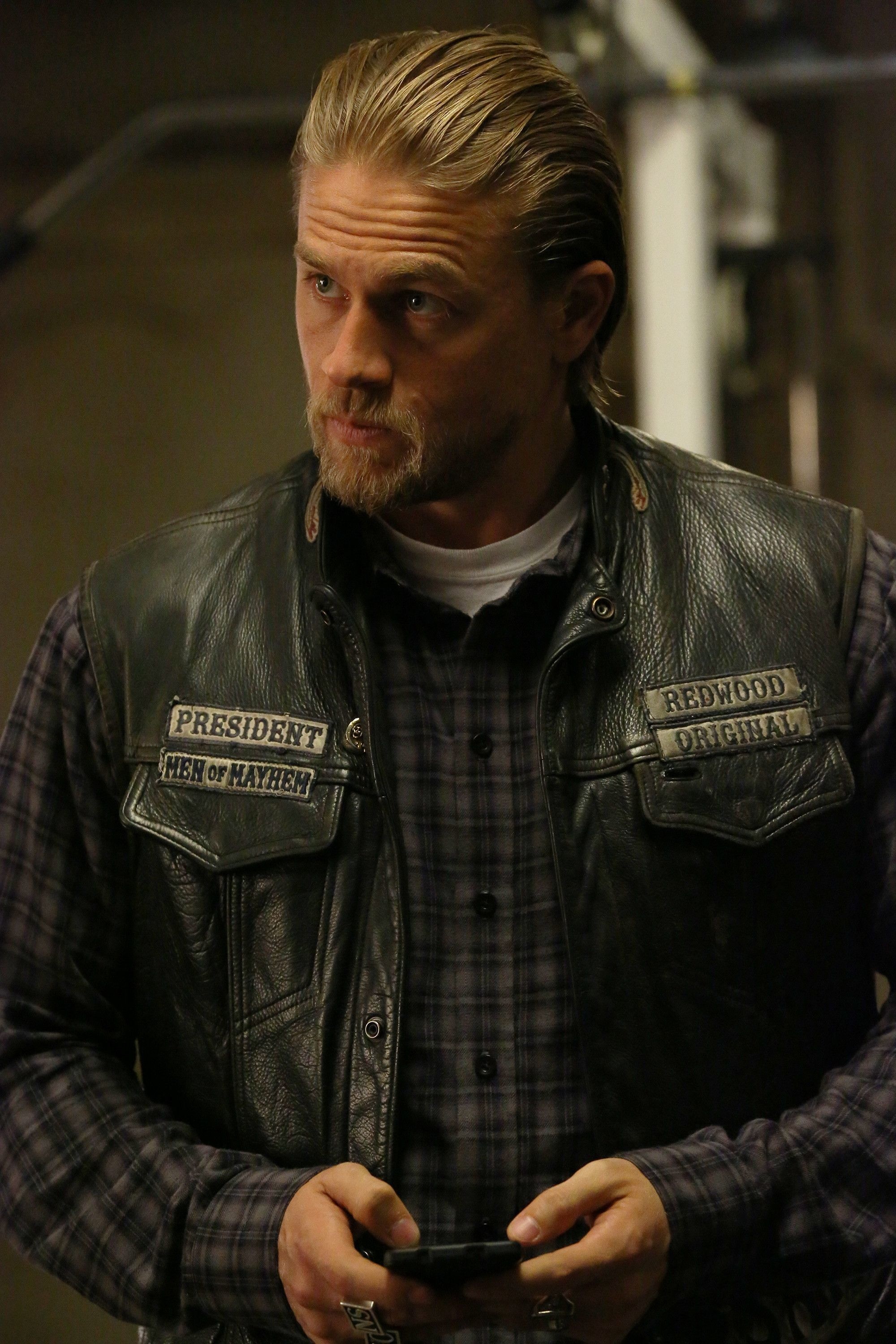Charlie Hunnam: Jackson Nathaniel "Jax" Teller, A fictional character and the protagonist of the FX television series Sons of Anarchy. 2000x3000 HD Background.