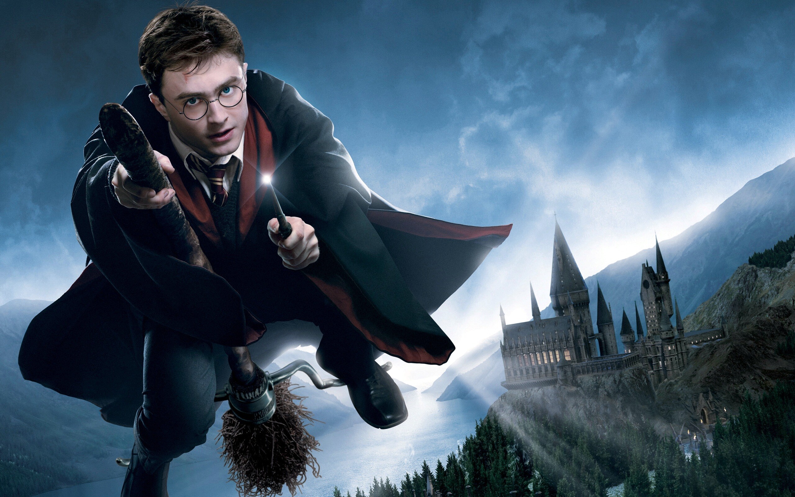 Harry Potter: Daniel Radcliffe, A 17-year-old British wizard. 2560x1600 HD Wallpaper.