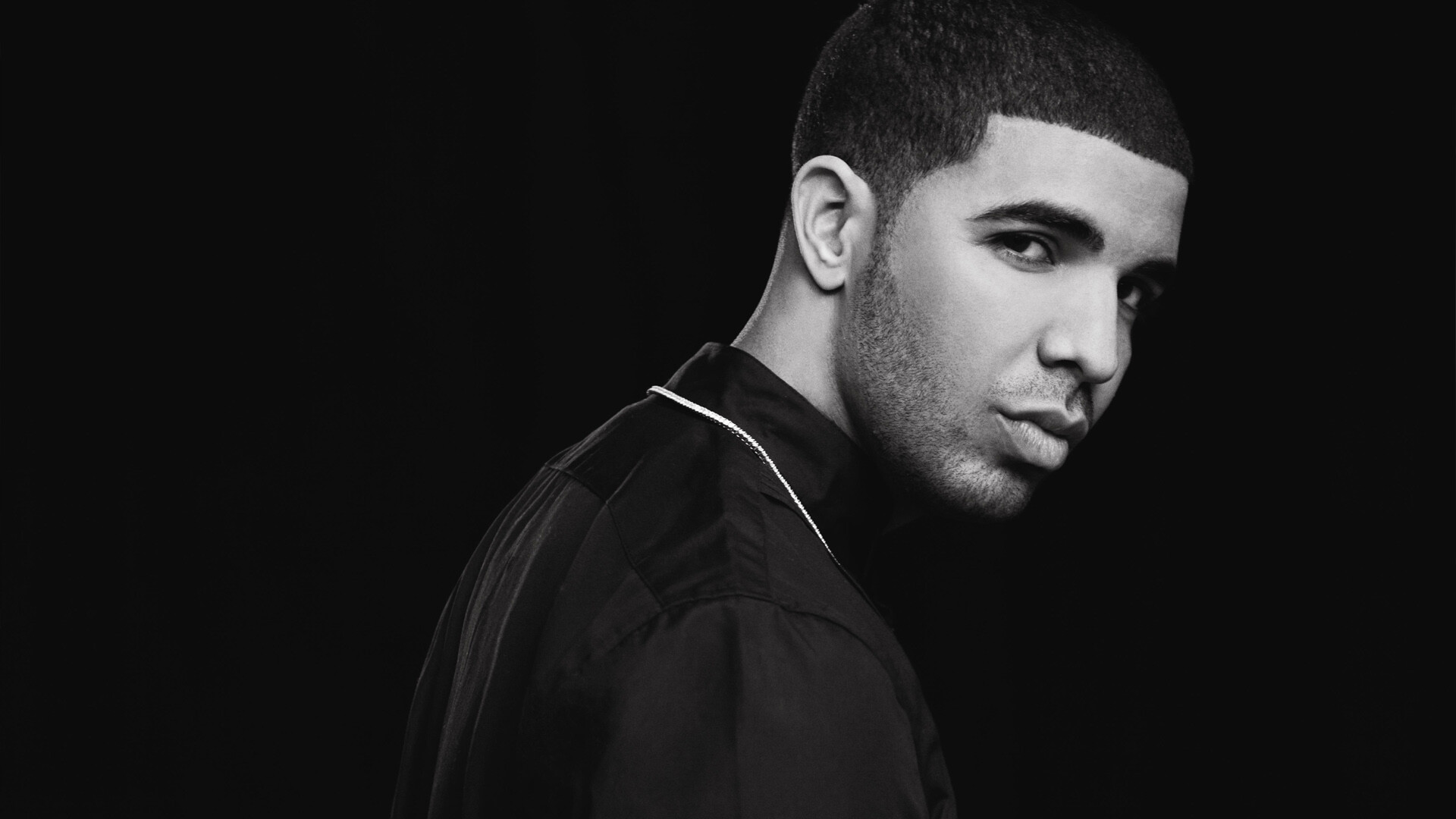Drake: “Marvins Room”, gained Gold certification by the RIAA, peaking at number 21 on the Billboard Hot 100. 1920x1080 Full HD Wallpaper.