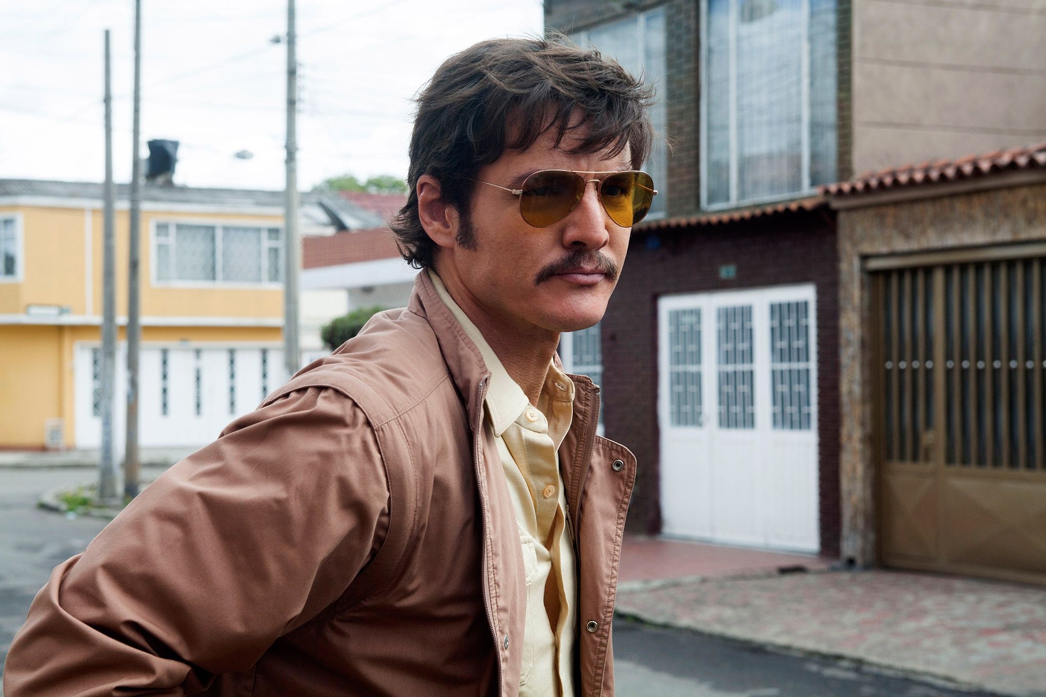 Pedro Pascal, Actor wallpapers, Actor backgrounds, Hollywood star, 2040x1360 HD Desktop